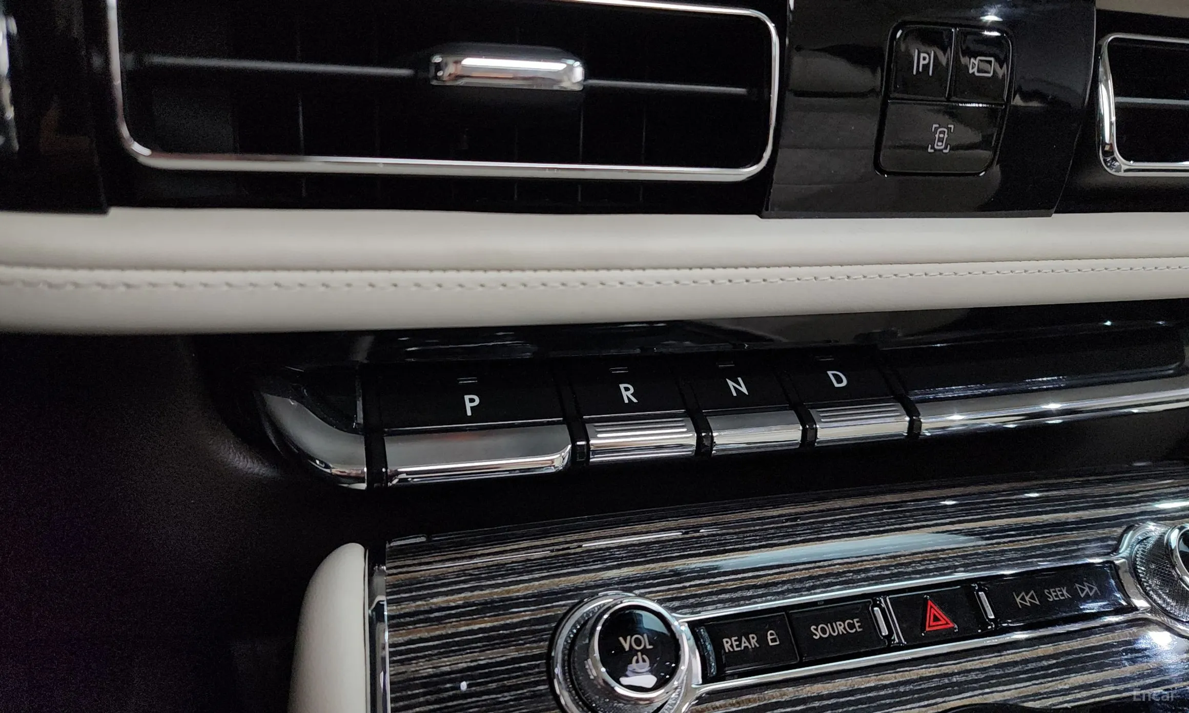 Lincoln Aviator 2nd Generation превью 9