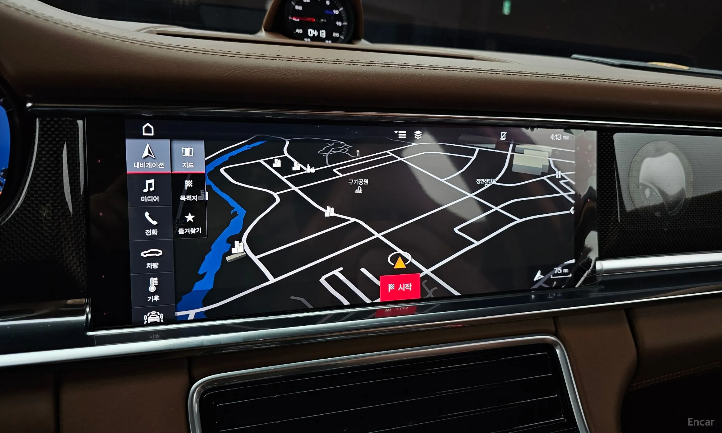Porsche Panamera (971) превью 16