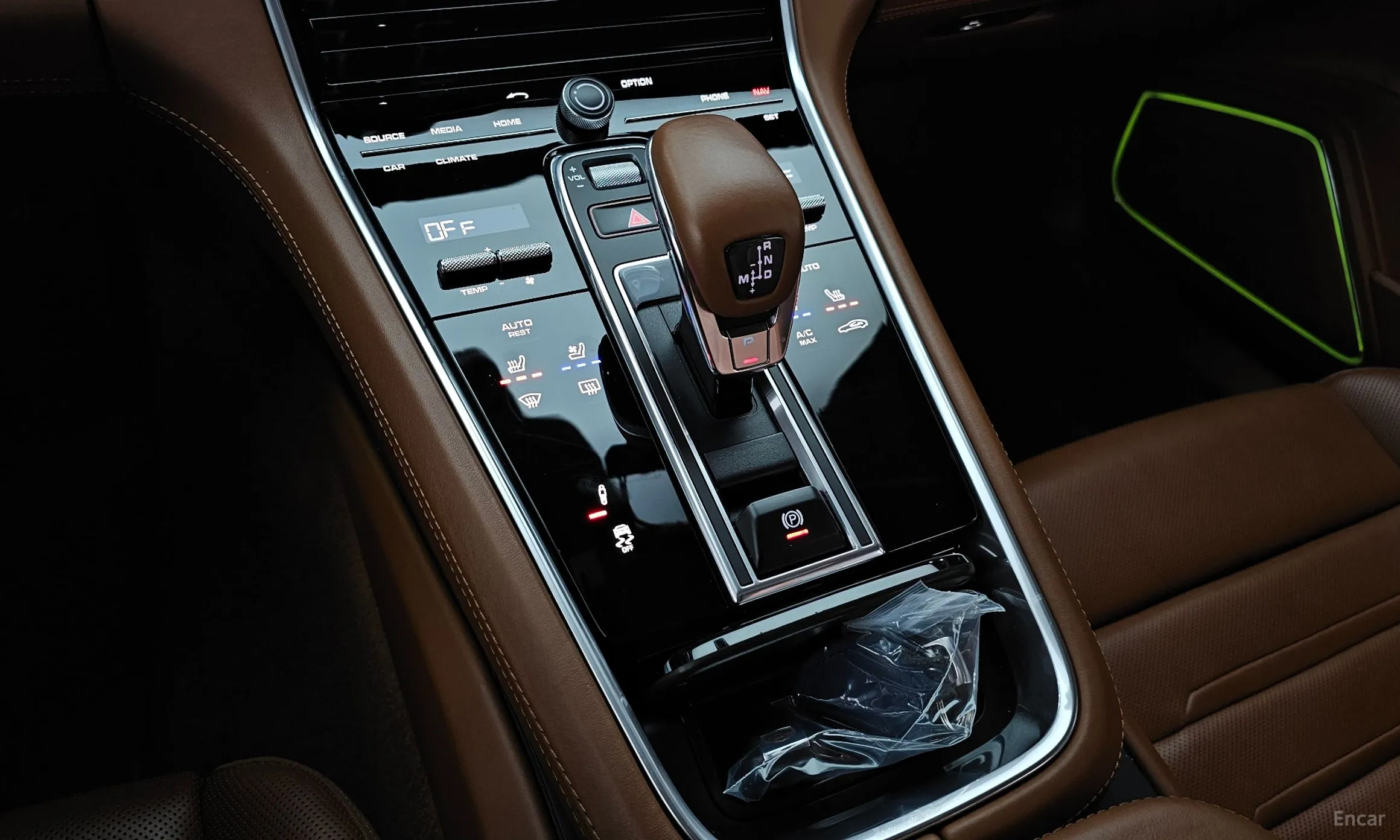 Porsche Panamera (971) превью 9