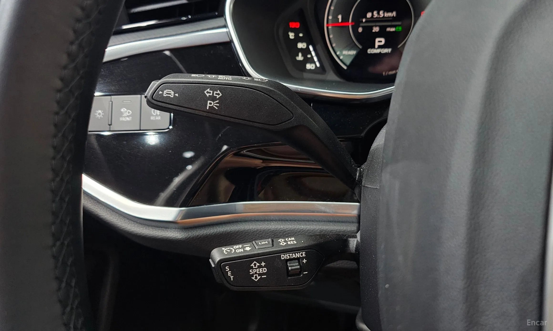 Audi Q3 (F3) превью 17