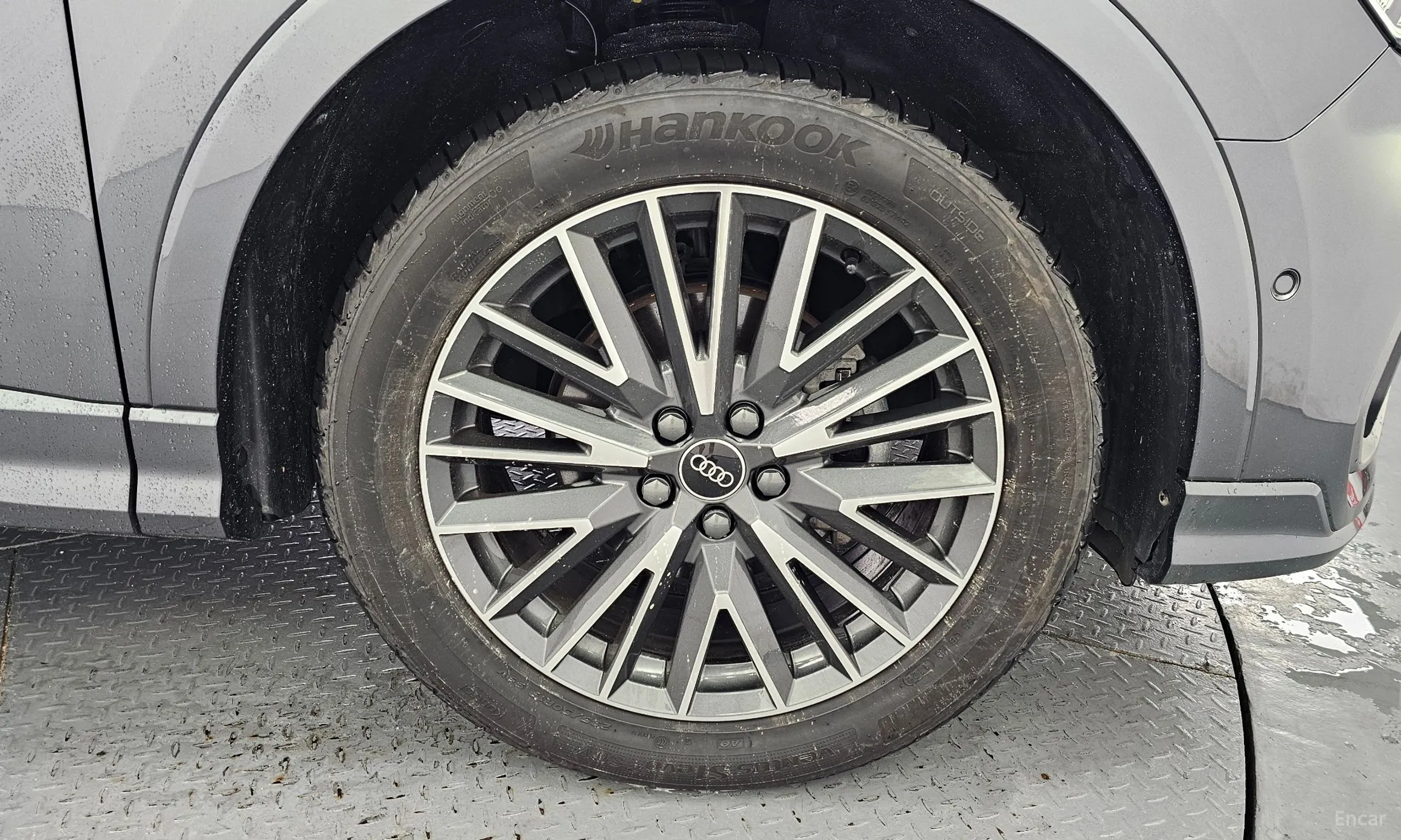Audi Q3 (F3) превью 5