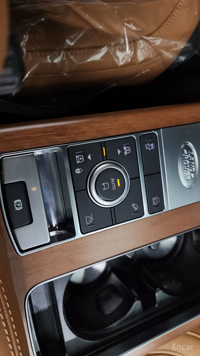 Land Rover Range Rover 4th Generation превью 20
