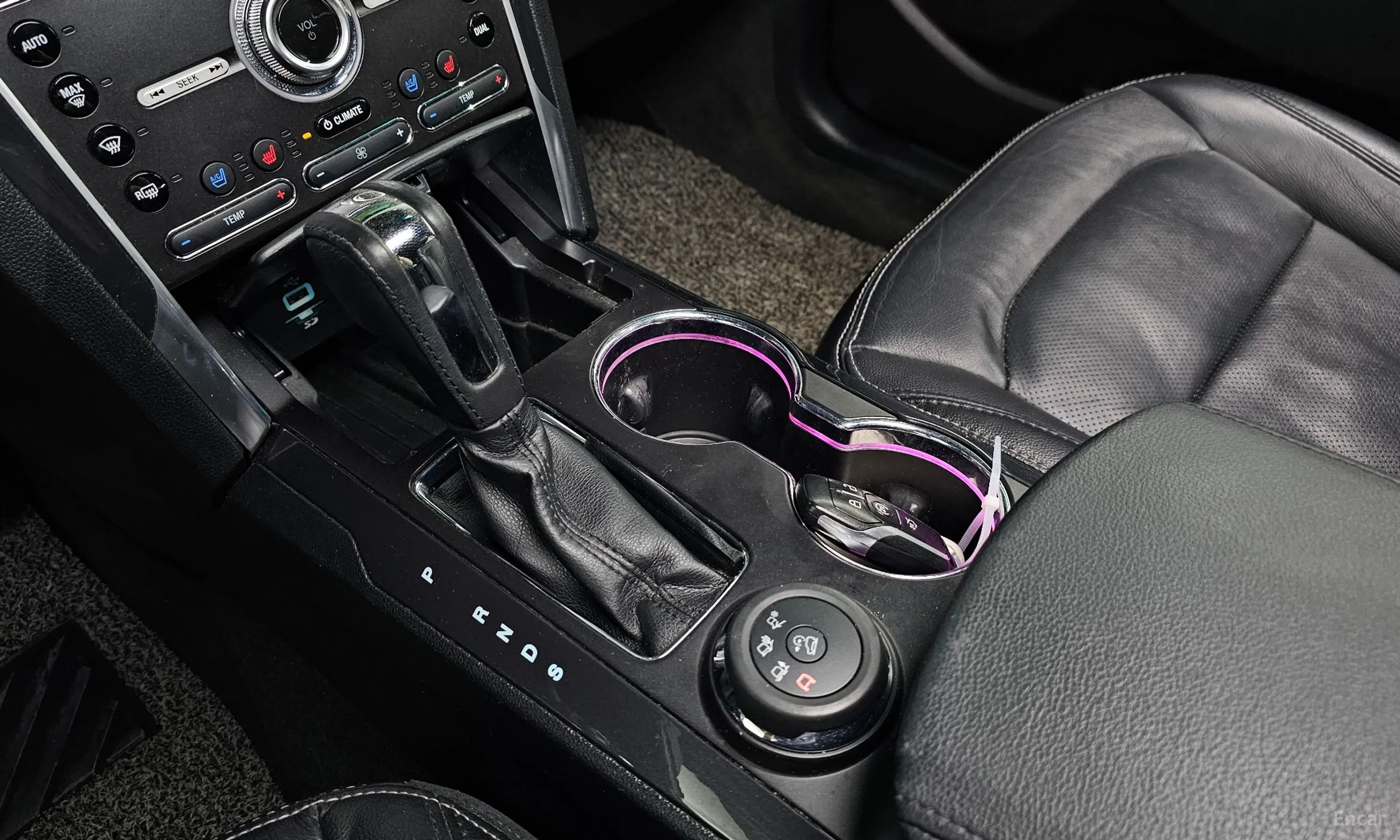 Ford Explorer превью 9