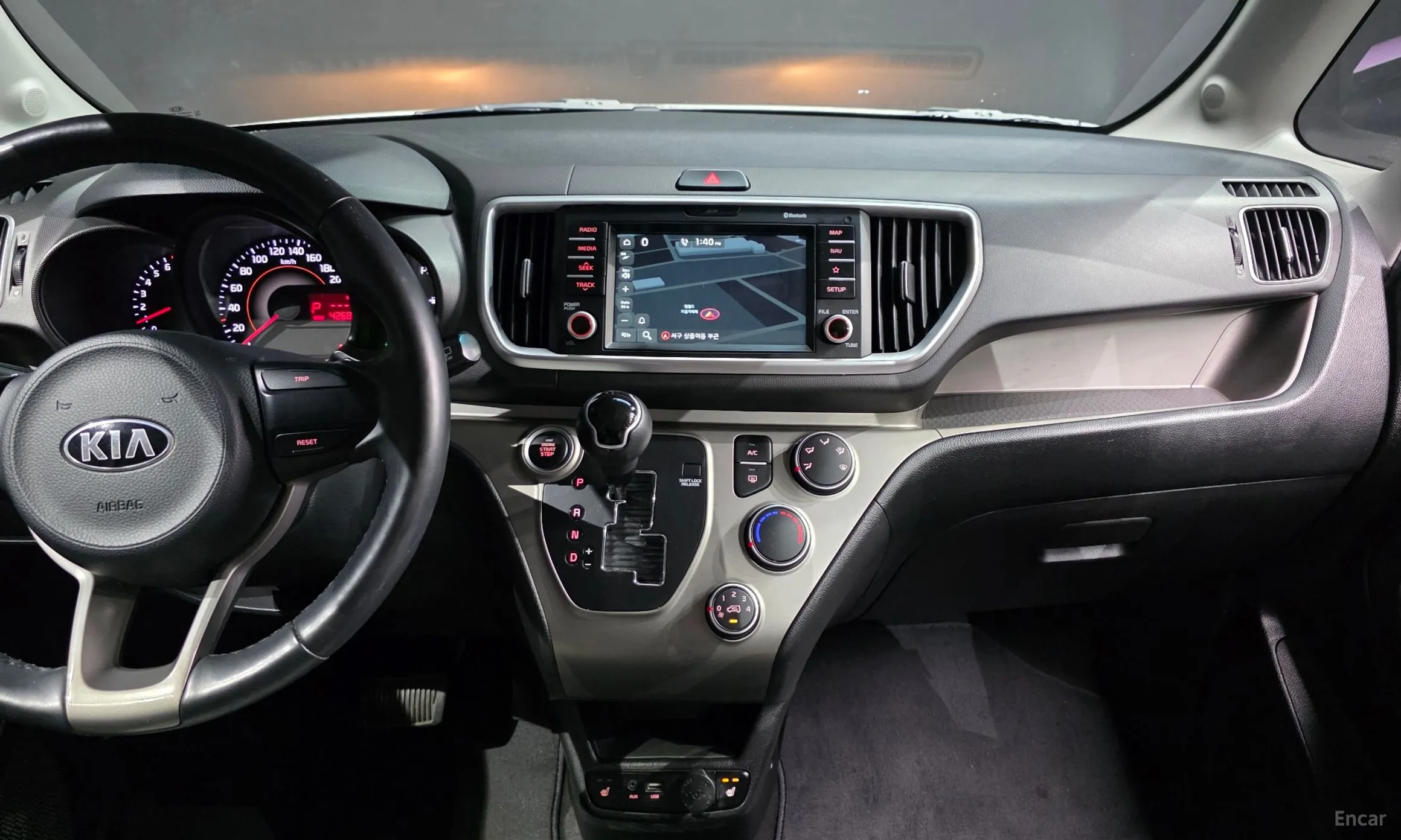 Kia Ray превью 16