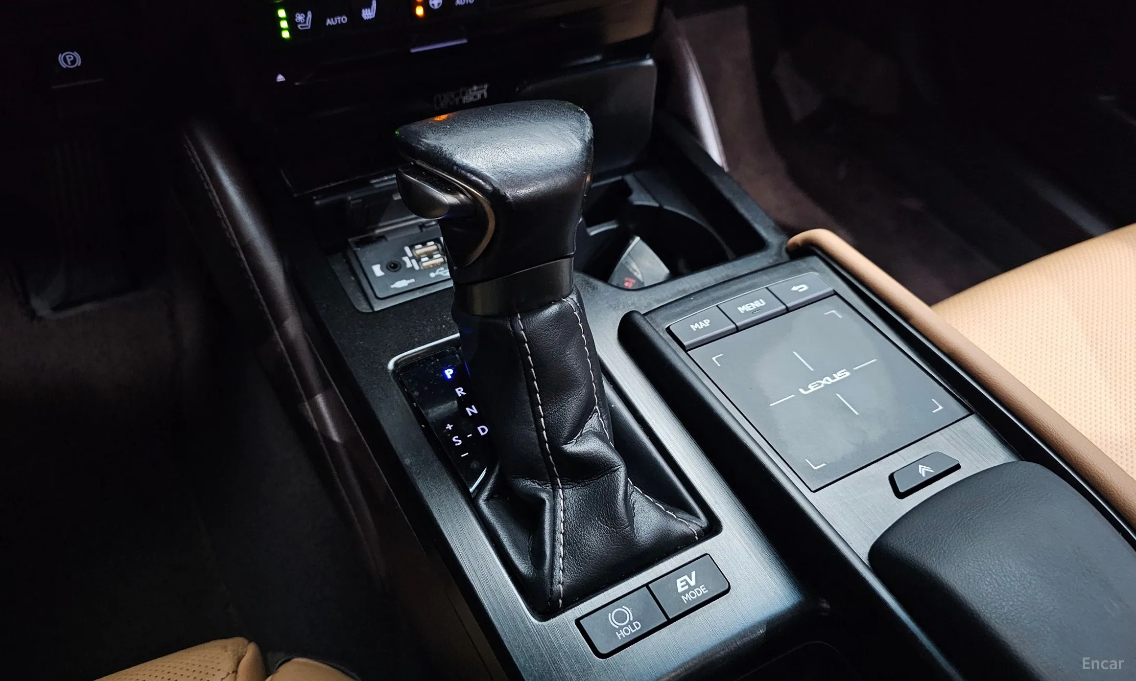 Lexus ES300h 7th Generation превью 9