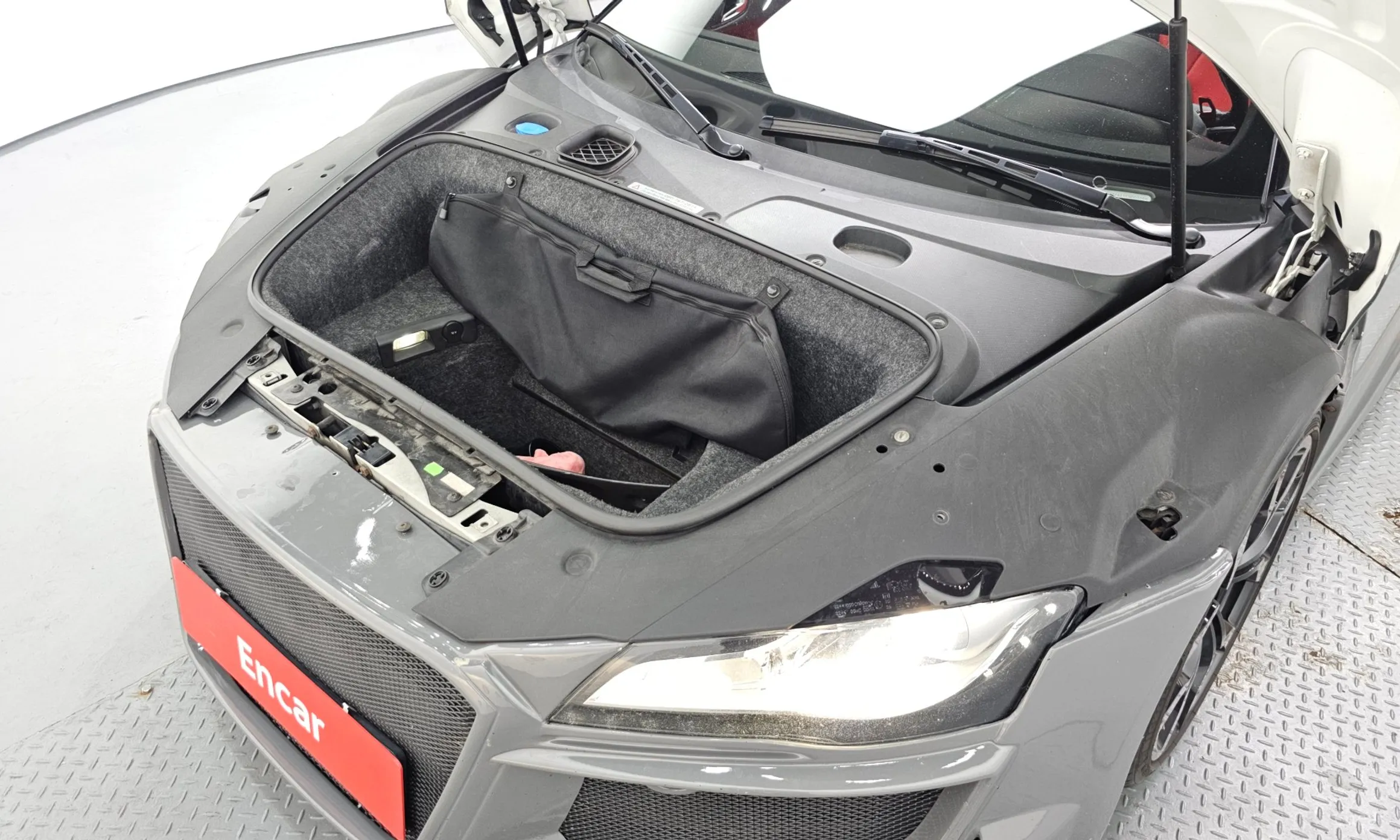 Audi R8 превью 15