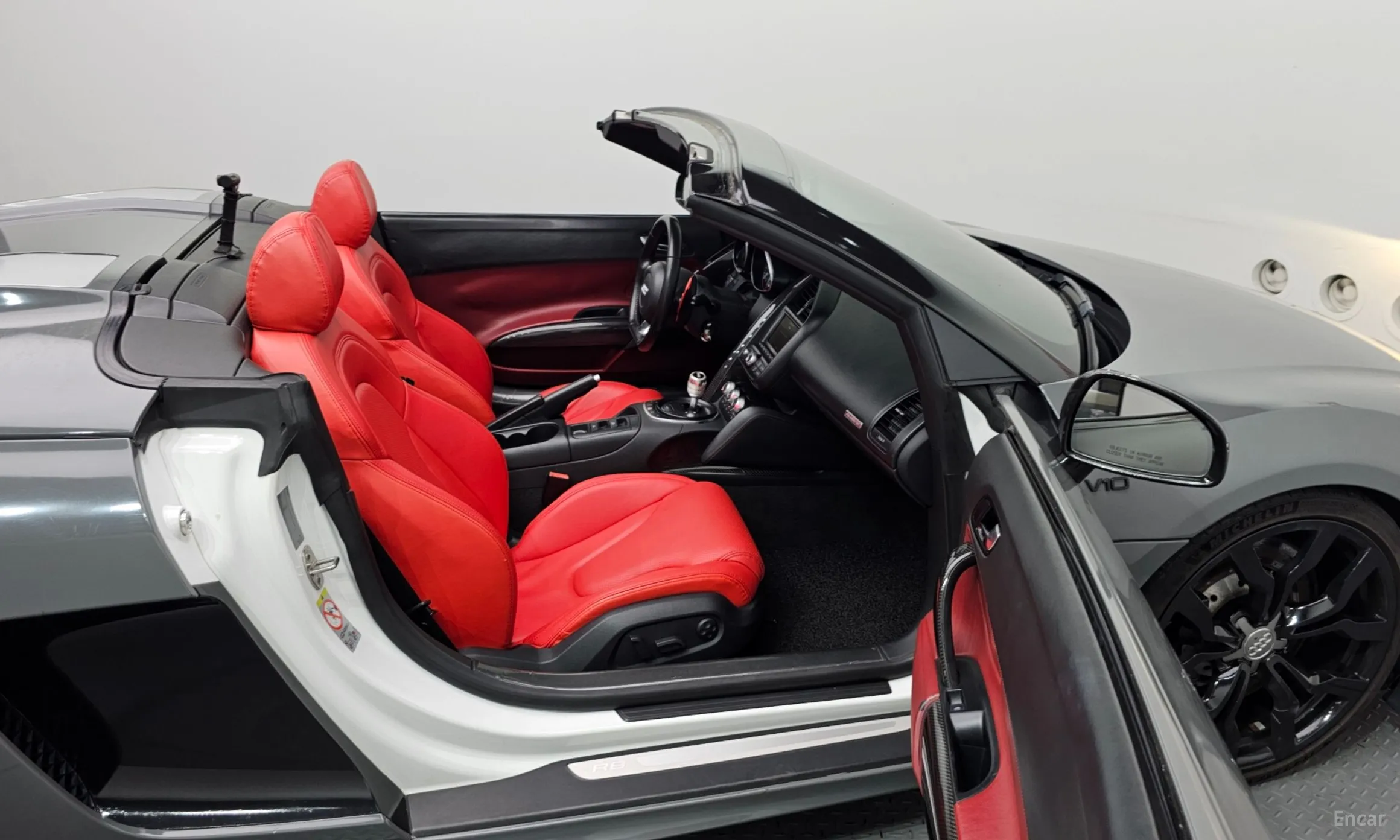 Audi R8 превью 17