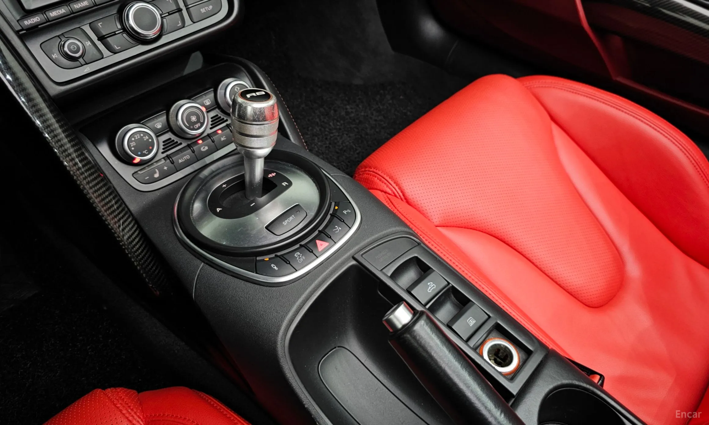 Audi R8 превью 9
