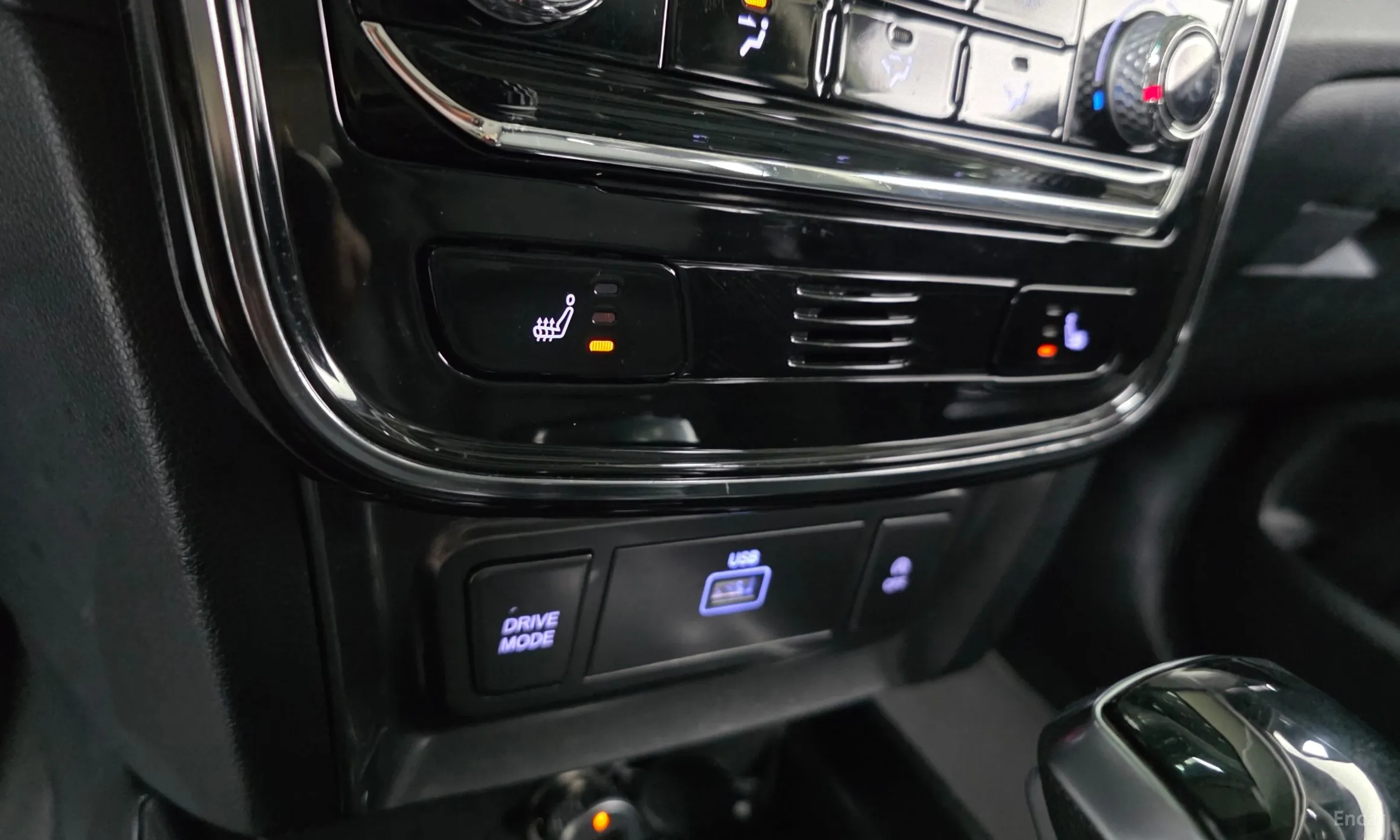KG Mobility (SsangYong) Berry New Tivoli превью 18
