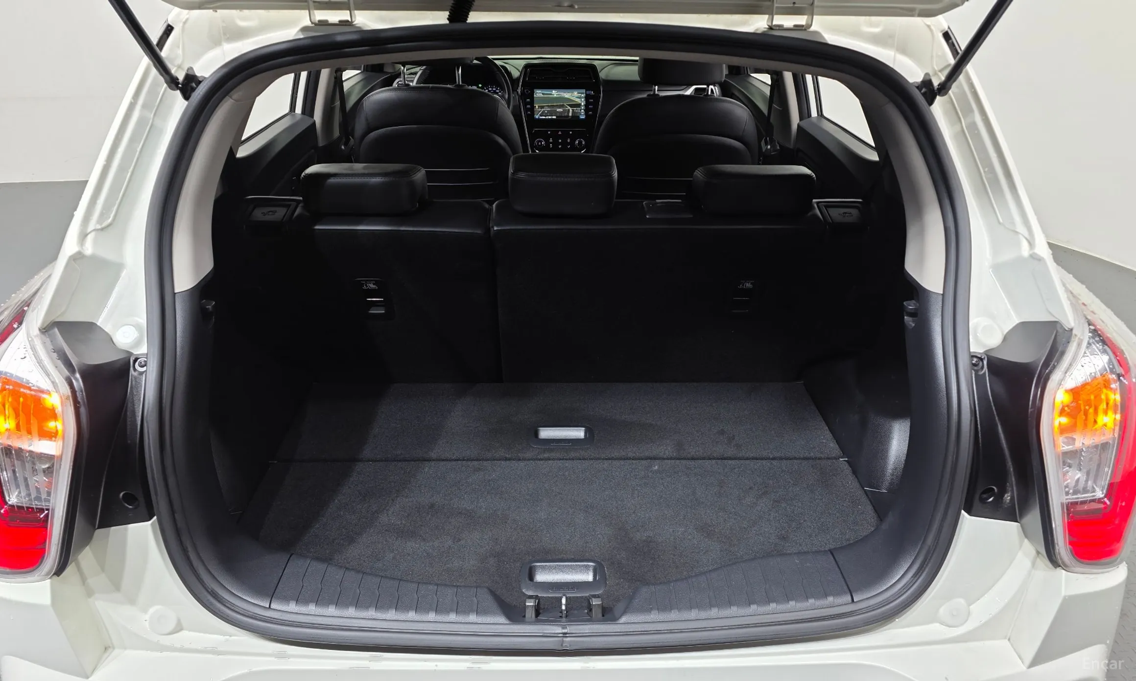KG Mobility (SsangYong) Berry New Tivoli превью 20