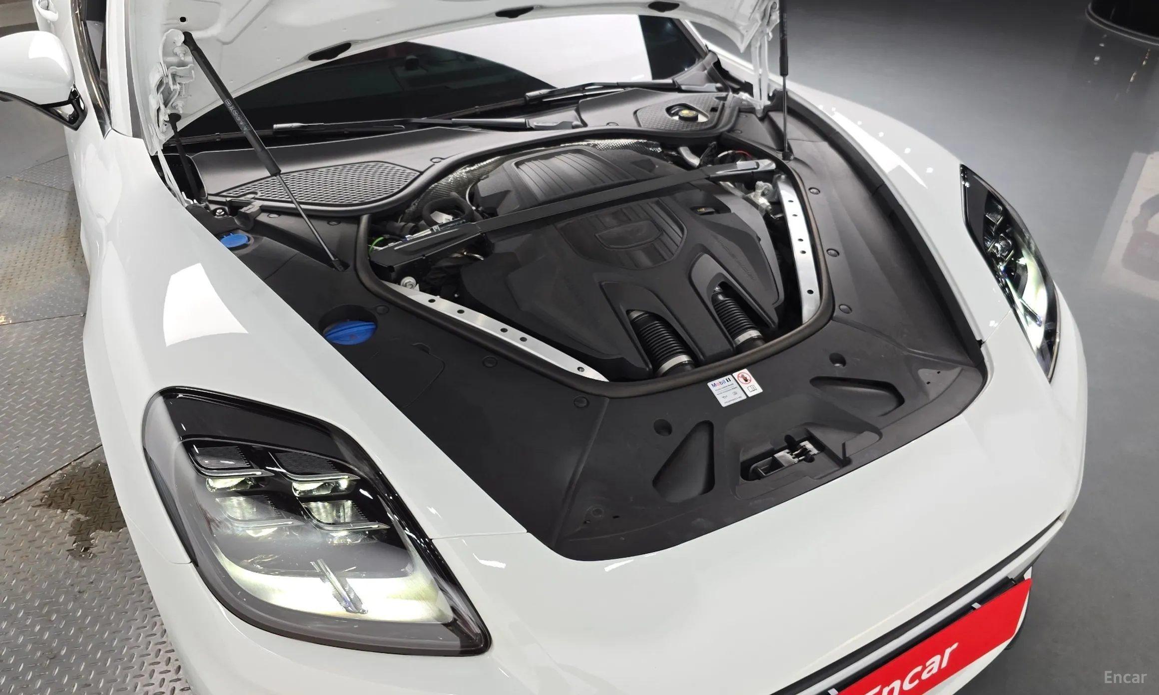 Porsche Panamera (976) превью 6
