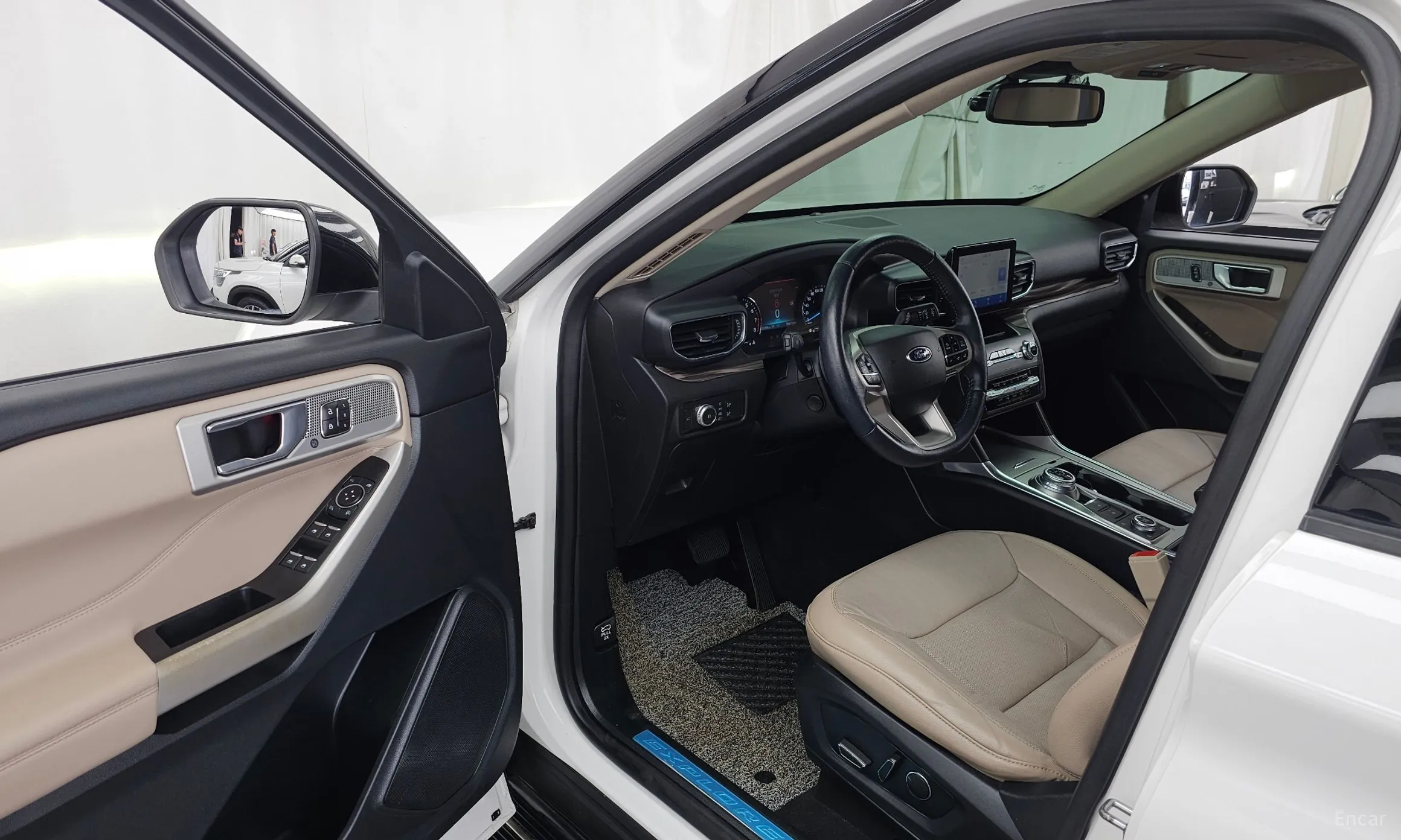 Ford Explorer 6th Generation превью 10