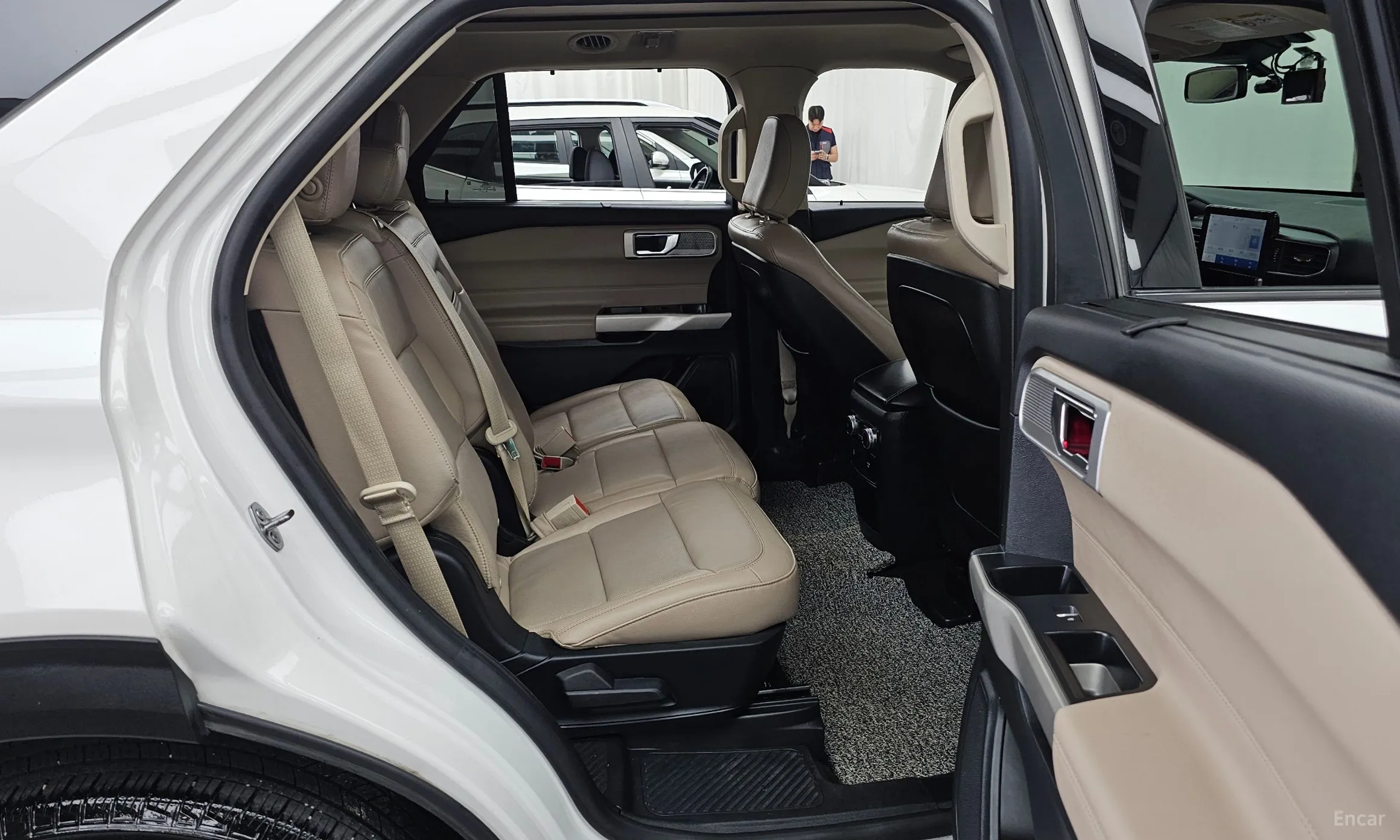 Ford Explorer 6th Generation превью 12