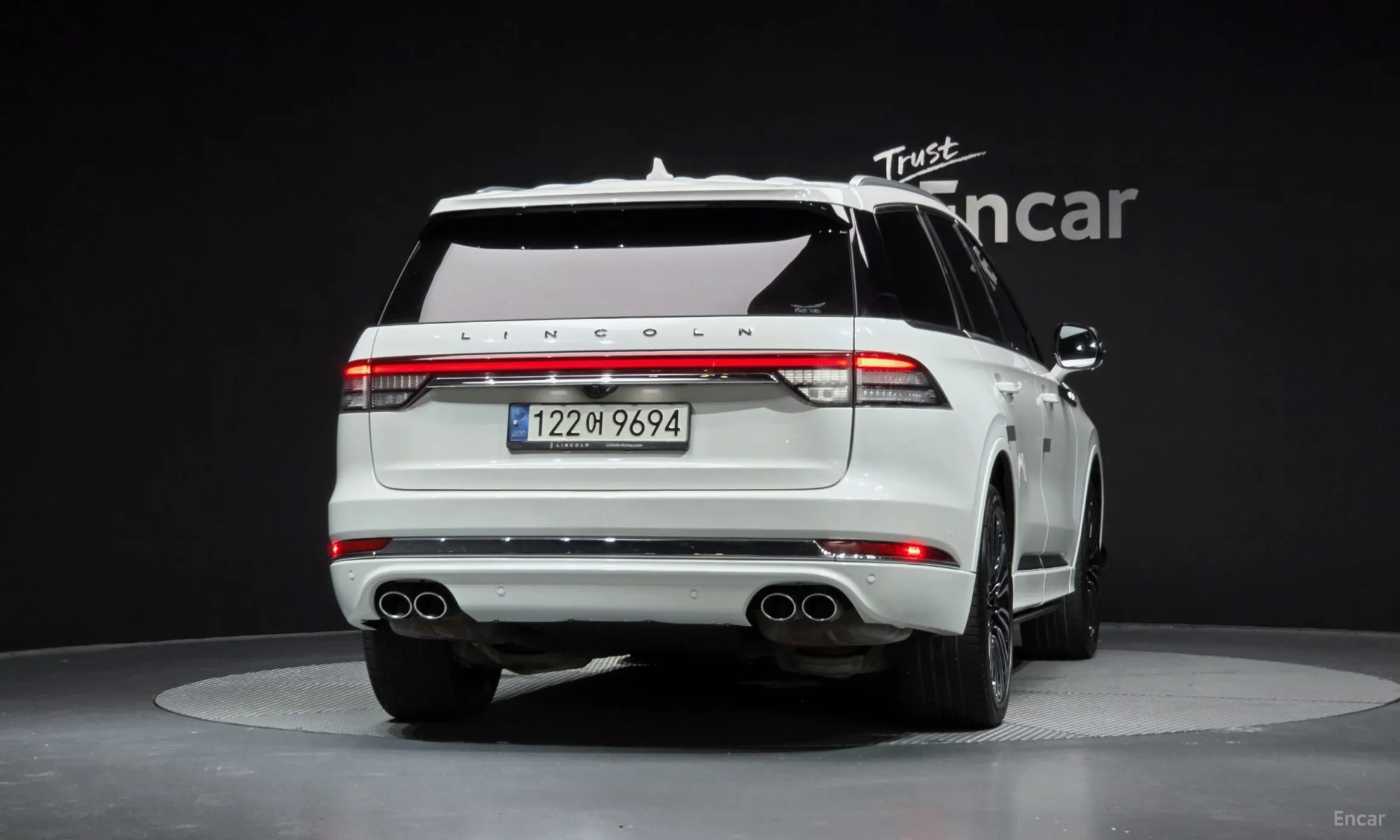 Lincoln Aviator 2nd Generation превью 4