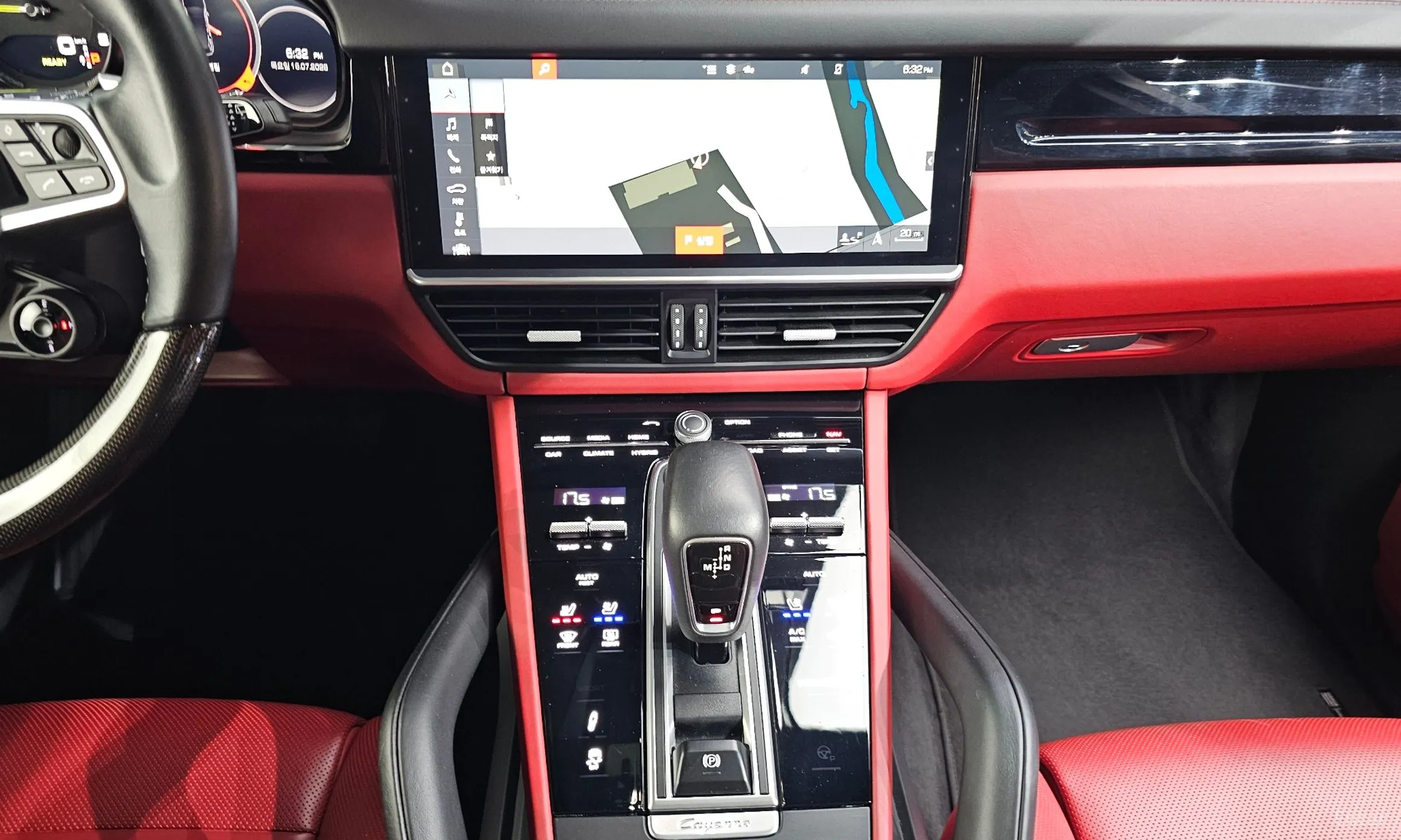 Porsche Cayenne (PO536) превью 14