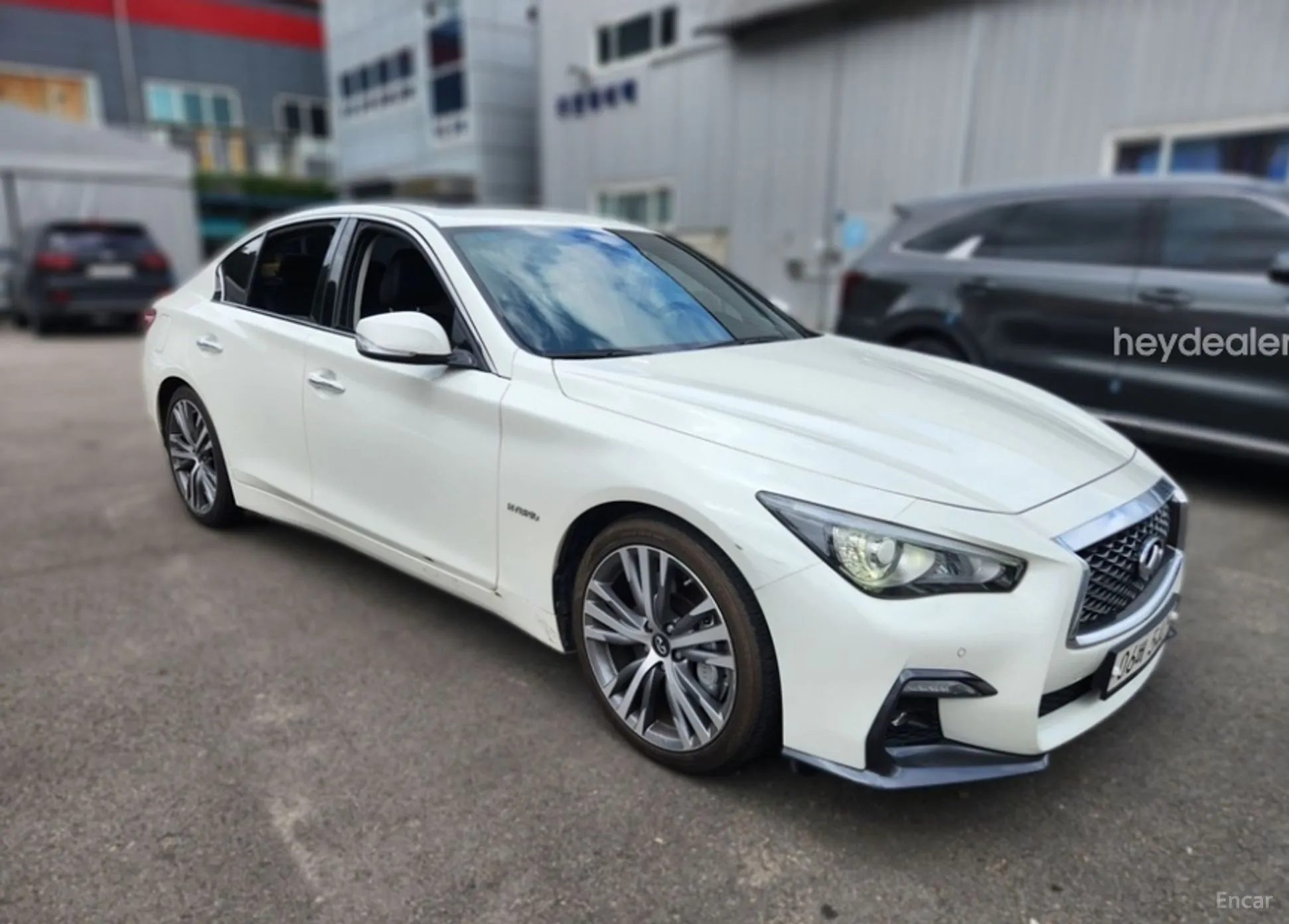 Infiniti Q50 превью 3