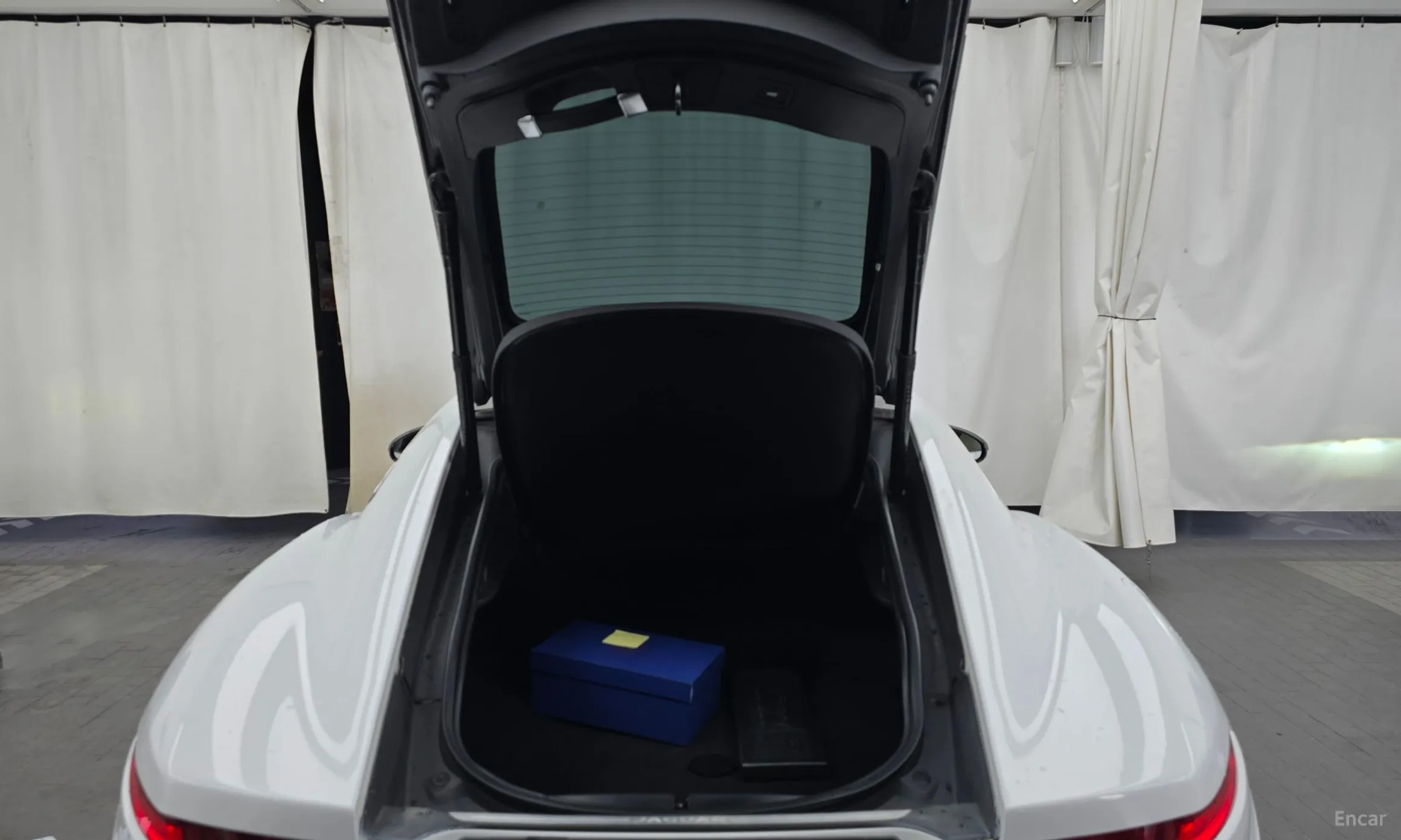 Jaguar F-TYPE превью 20