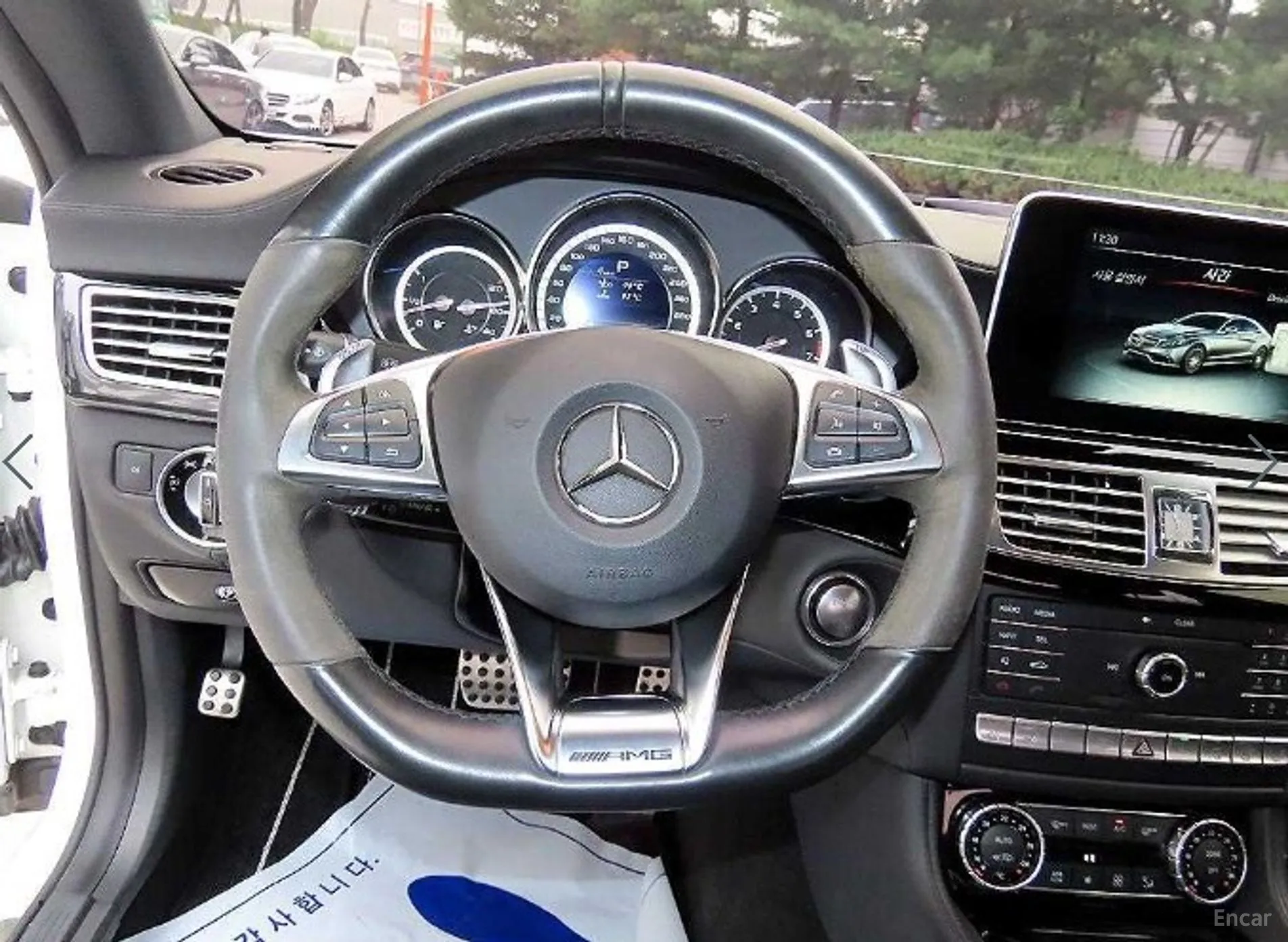 Mercedes Benz CLS-Class W218 превью 8