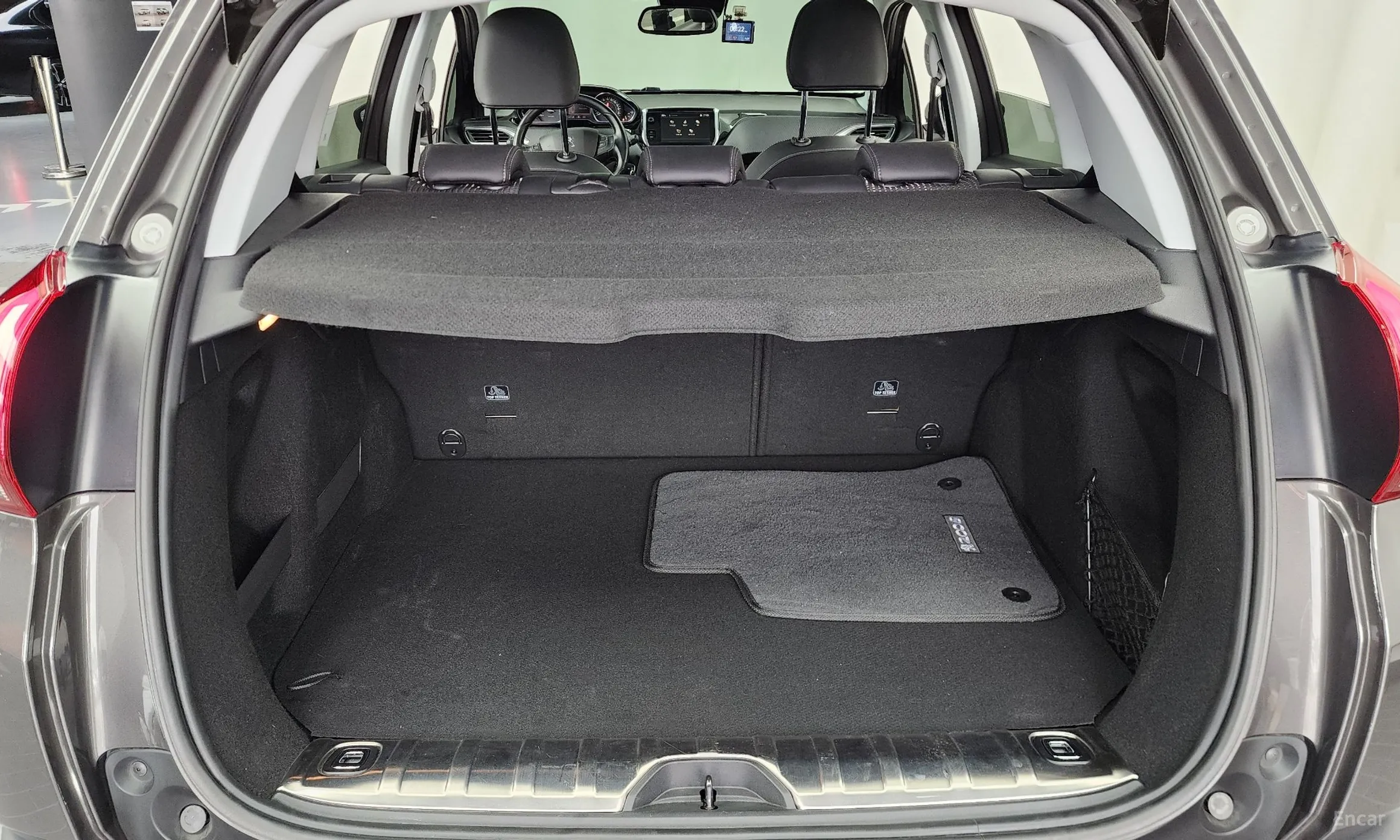 Peugeot 2008. превью 20