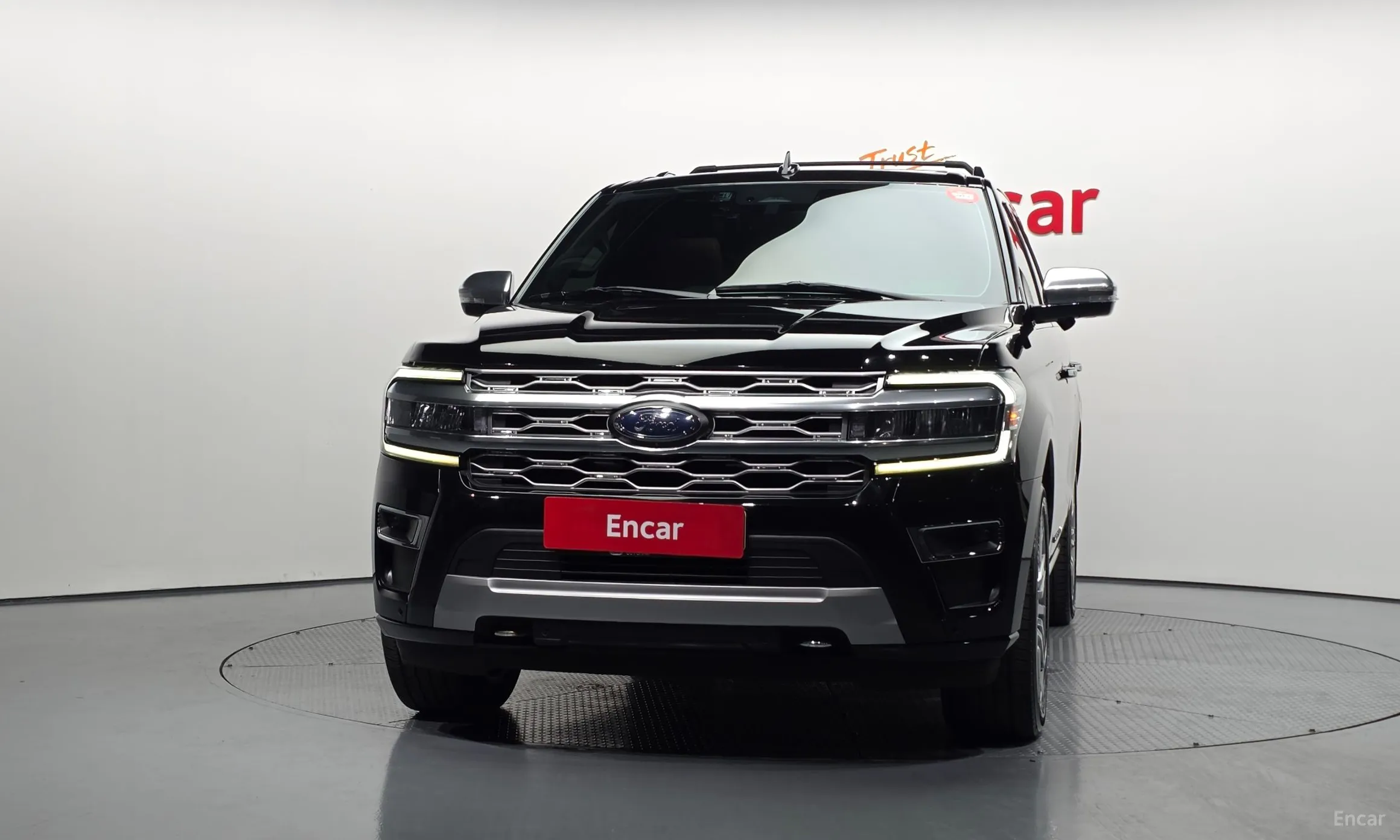 Ford Expedition превью 3