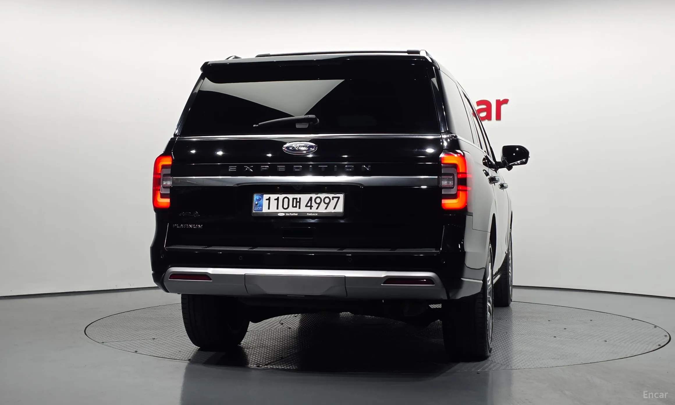Ford Expedition превью 4