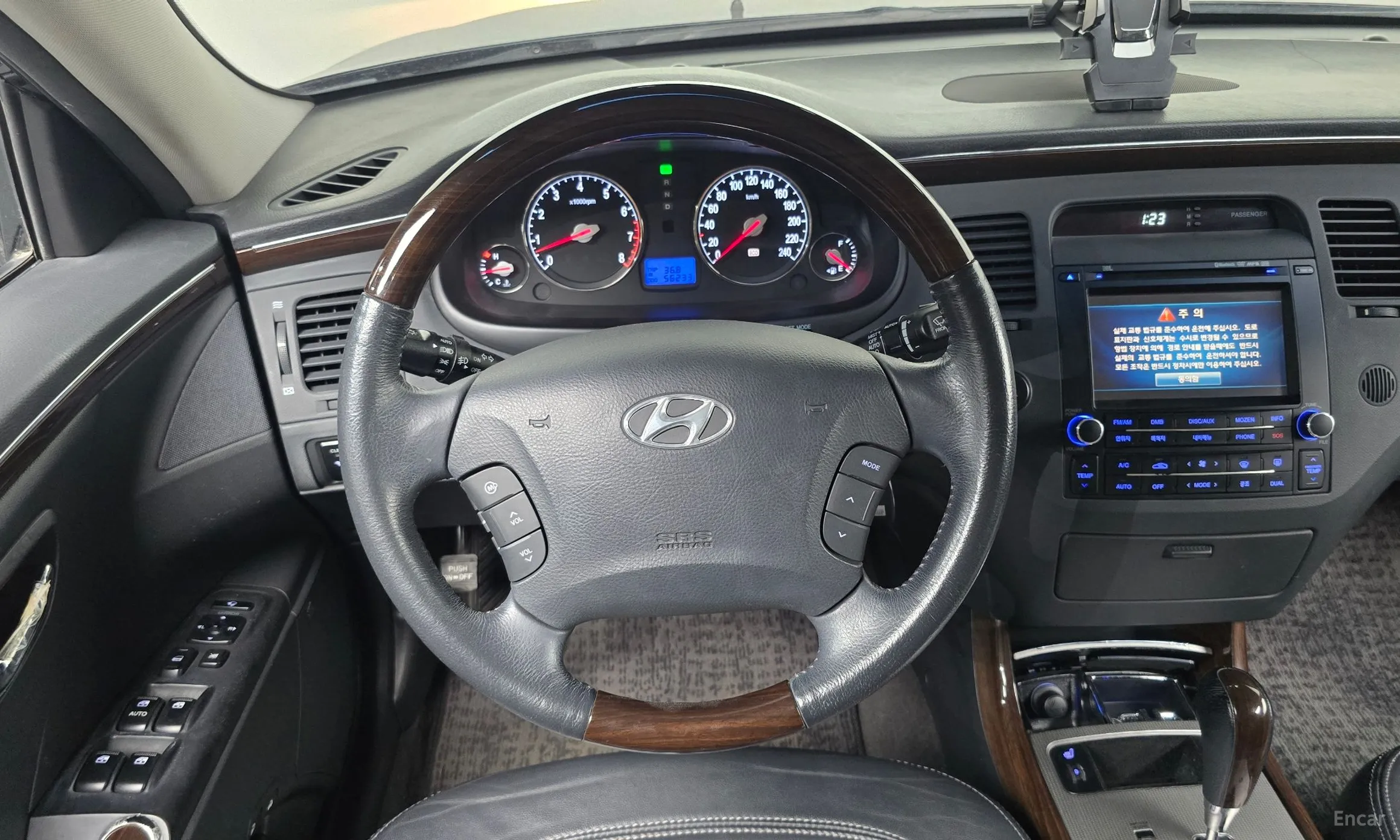Hyundai Grandeur New Luxury превью 13