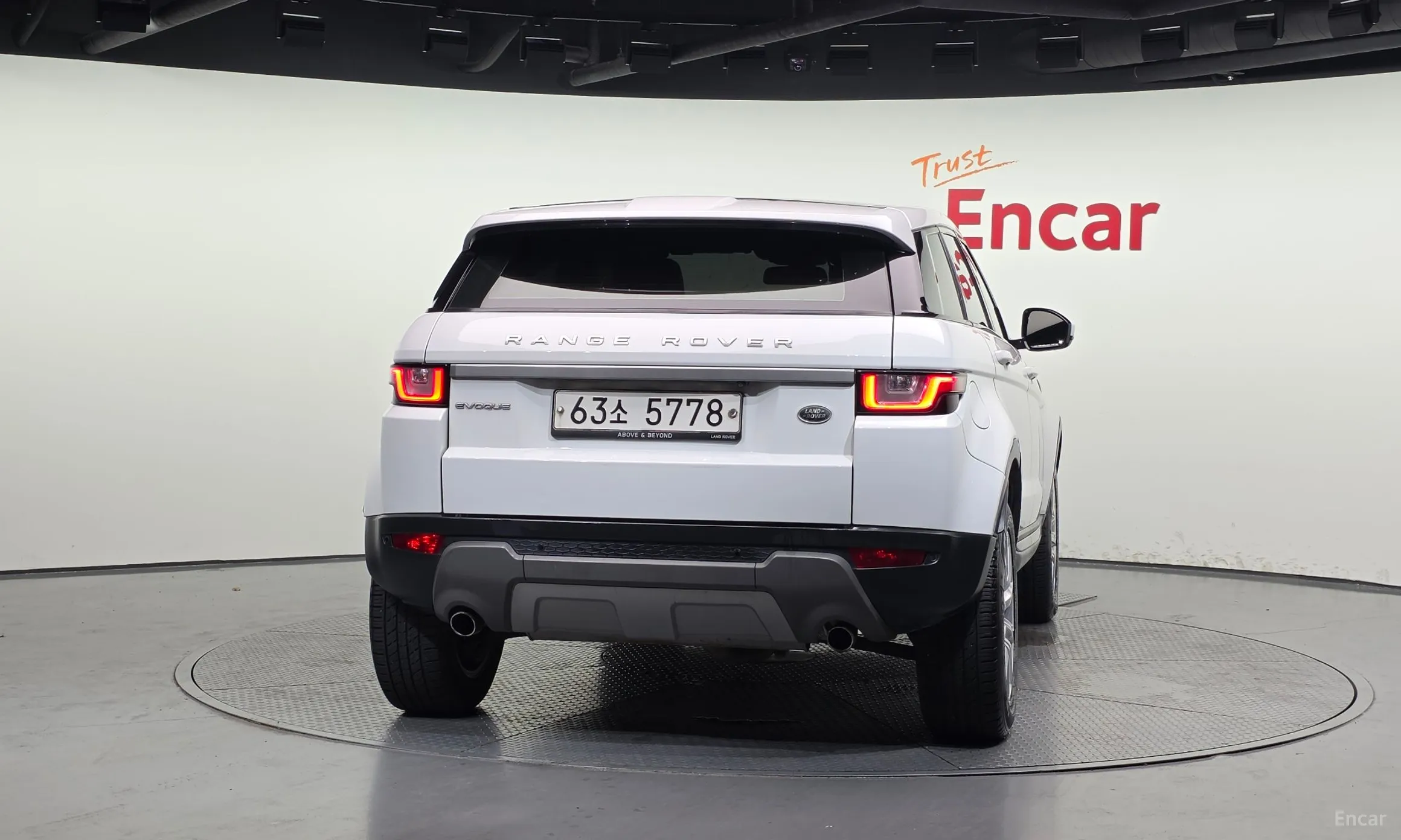 Land Rover Range Rover Evoque превью 4