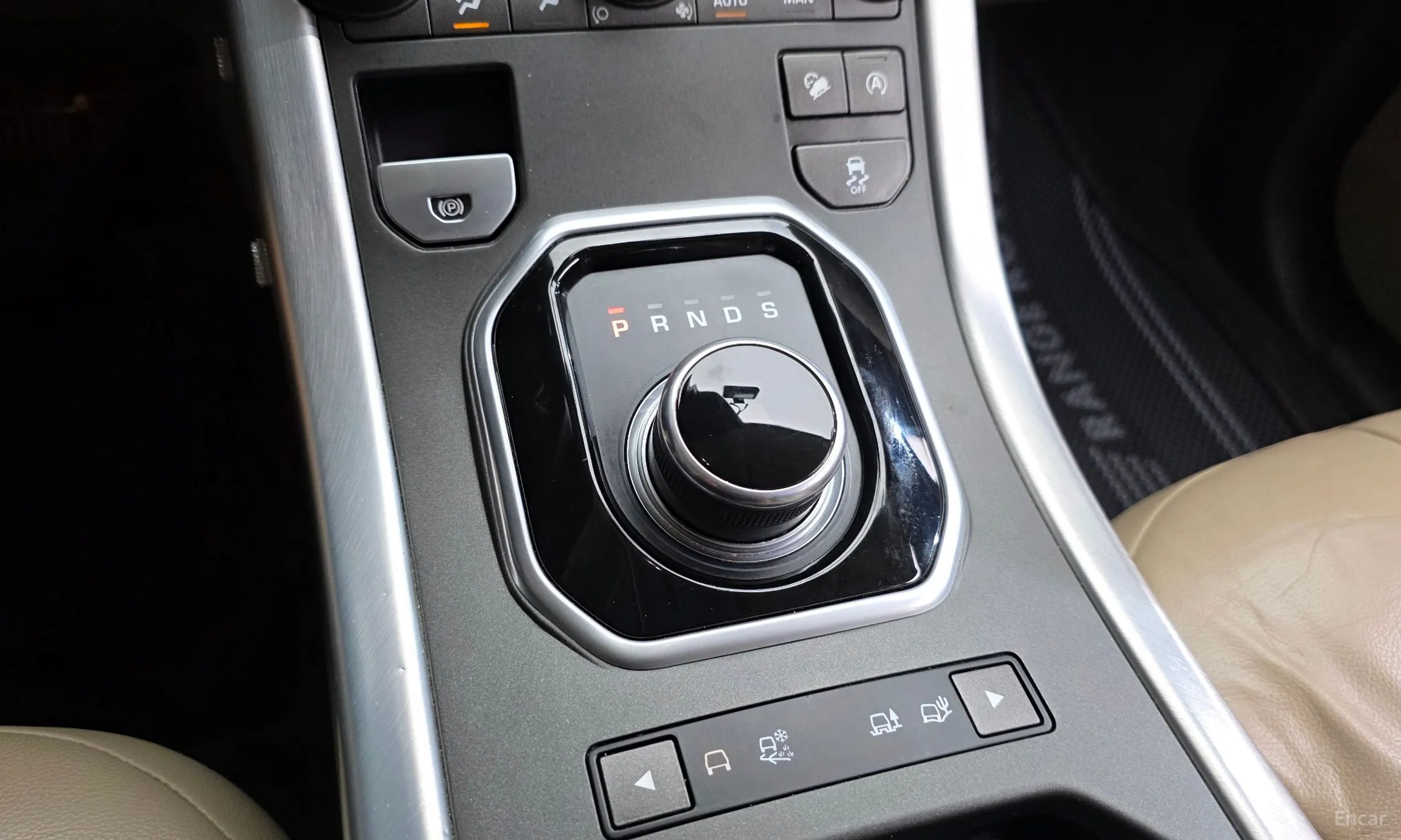 Land Rover Range Rover Evoque превью 9