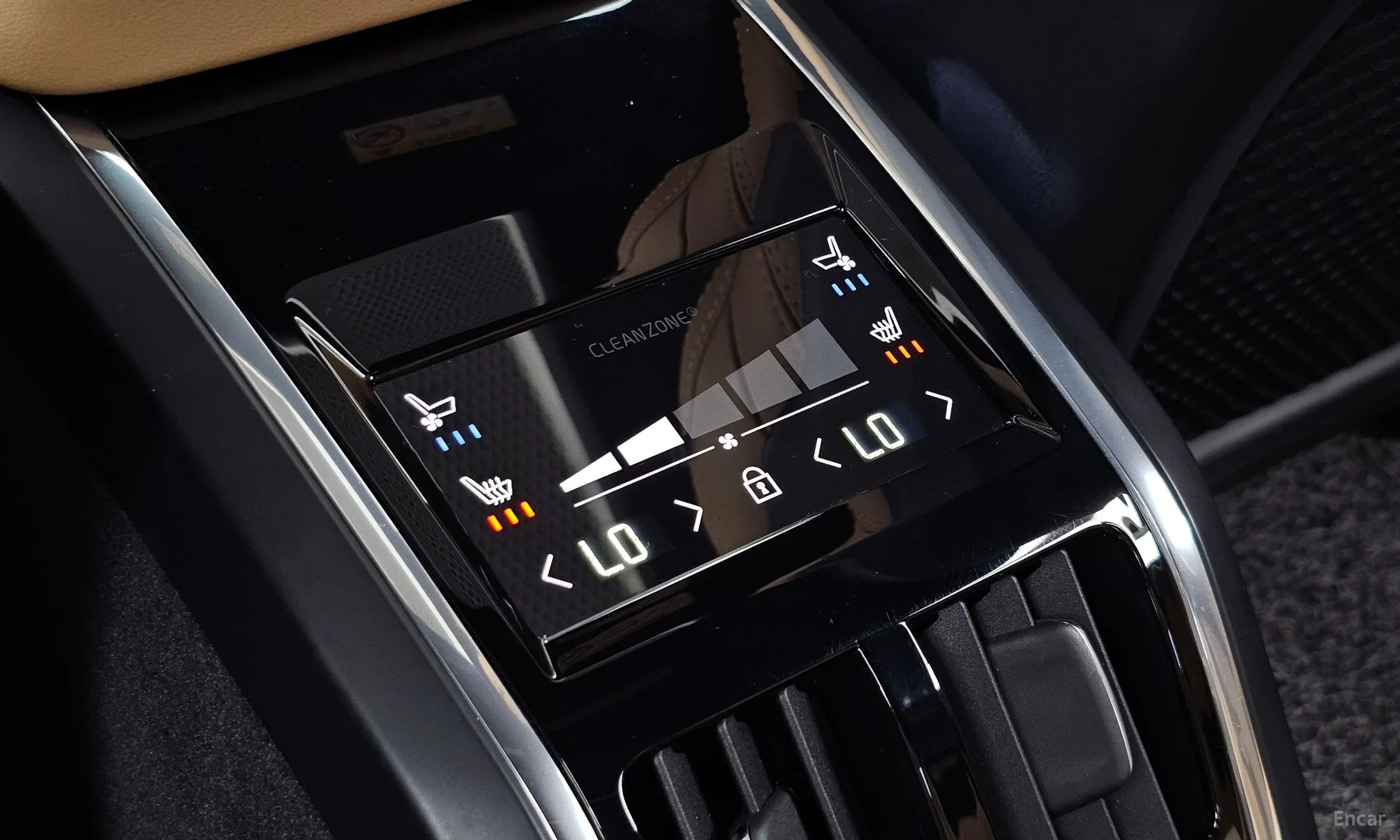 Volvo S90 превью 18