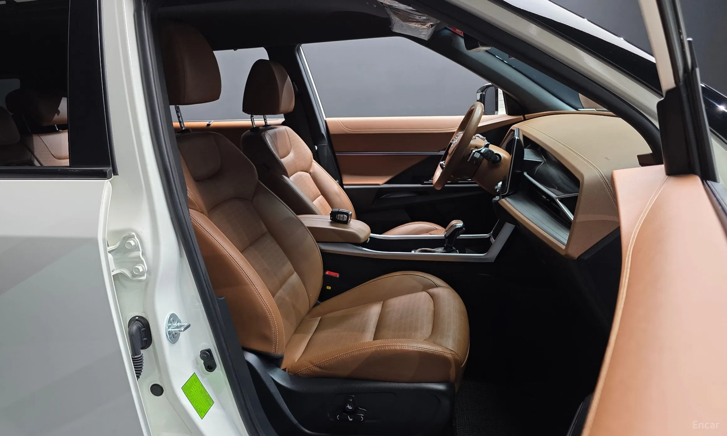 KG Mobility (SsangYong) Torres превью 11