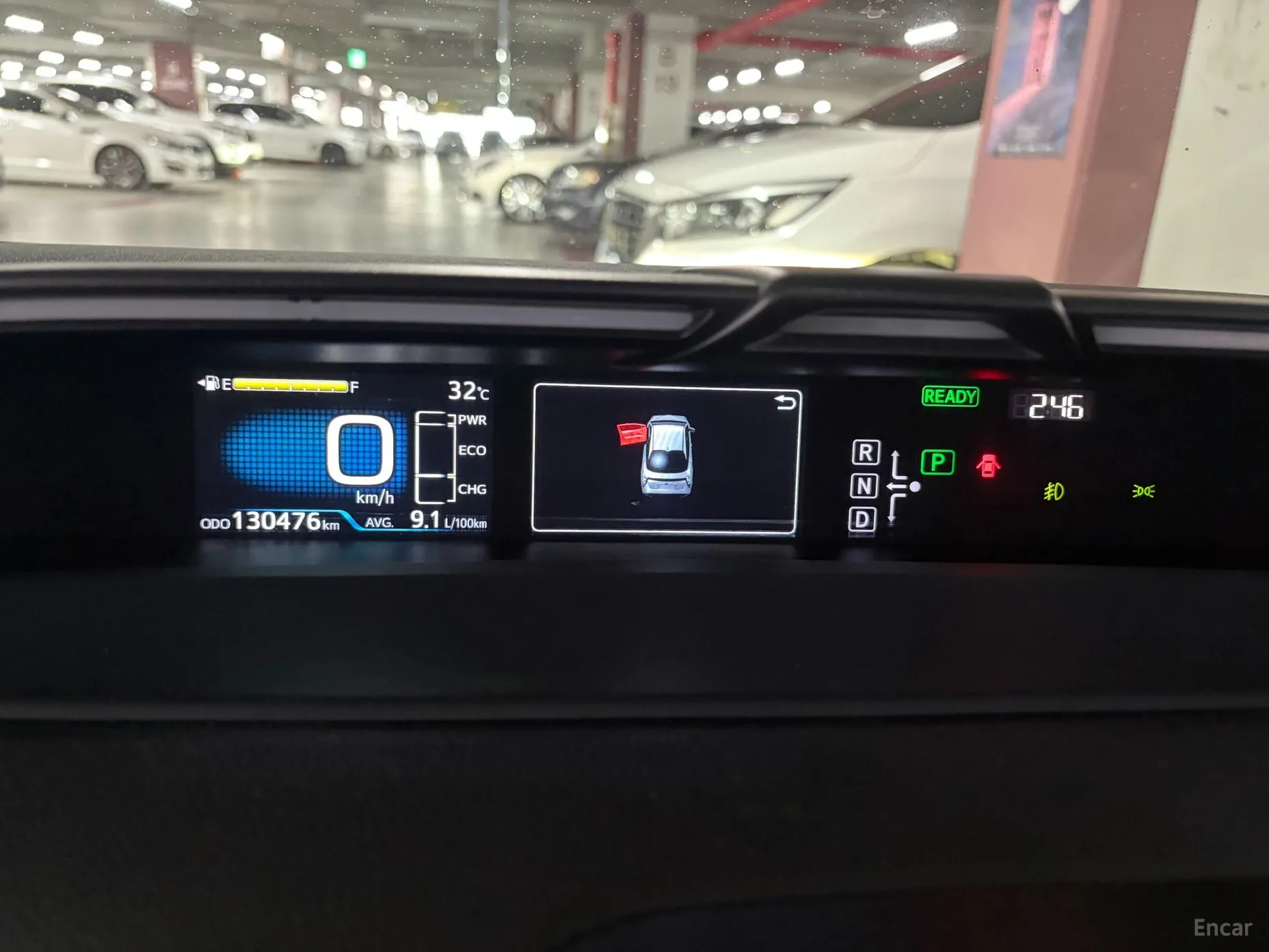 Toyota Prius 4th Generation превью 3