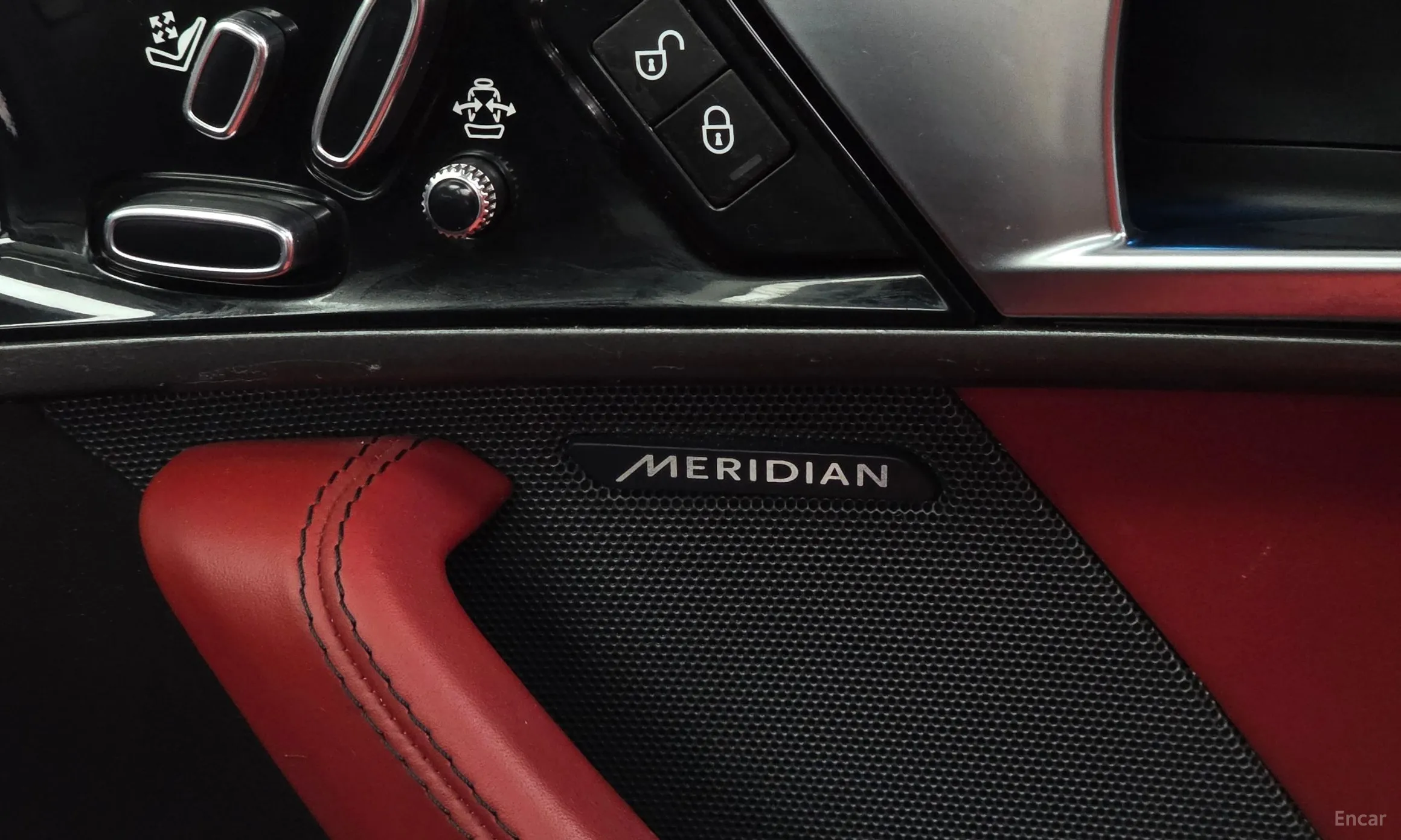 Jaguar F-TYPE превью 19