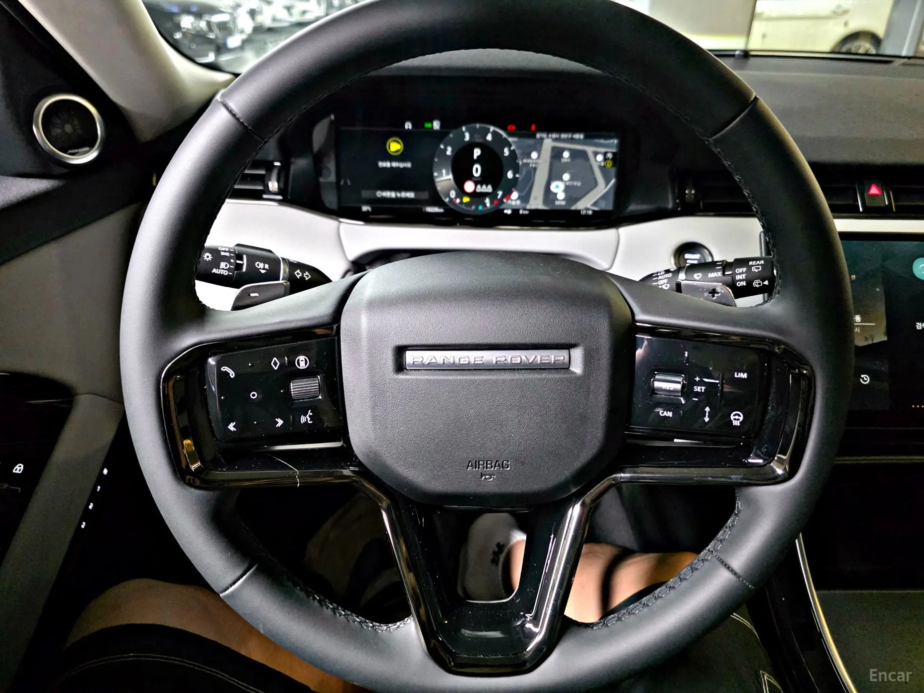 Land Rover Range Rover Evoque 2nd Generation превью 14