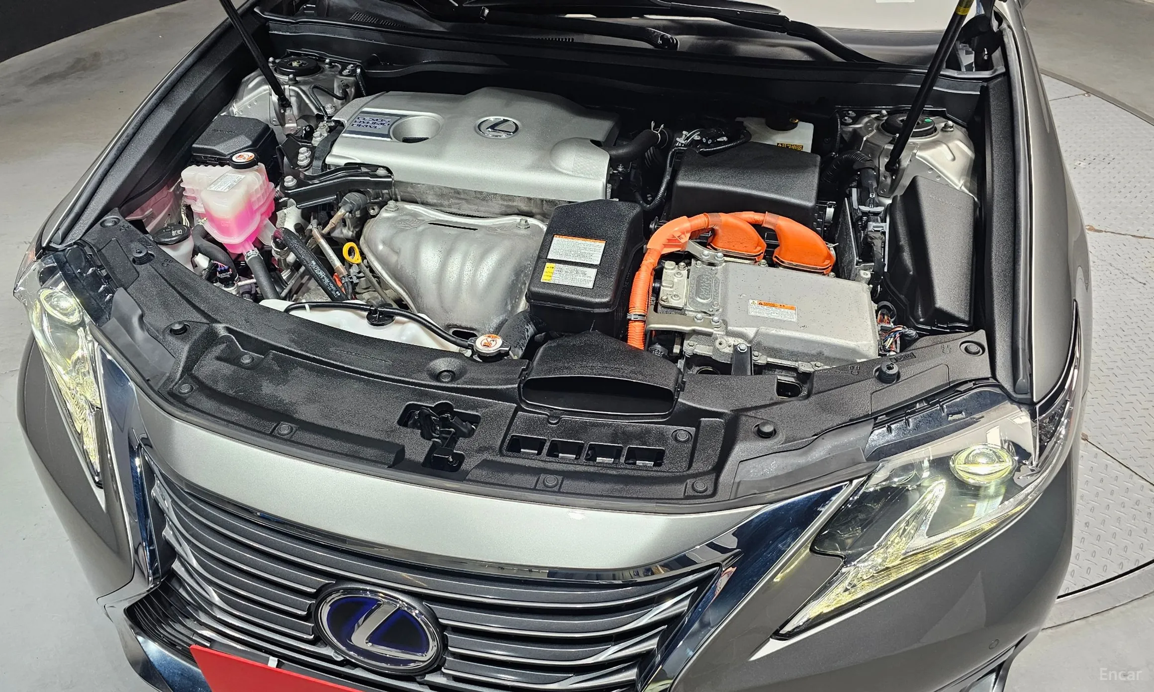 Lexus New ES300h превью 6