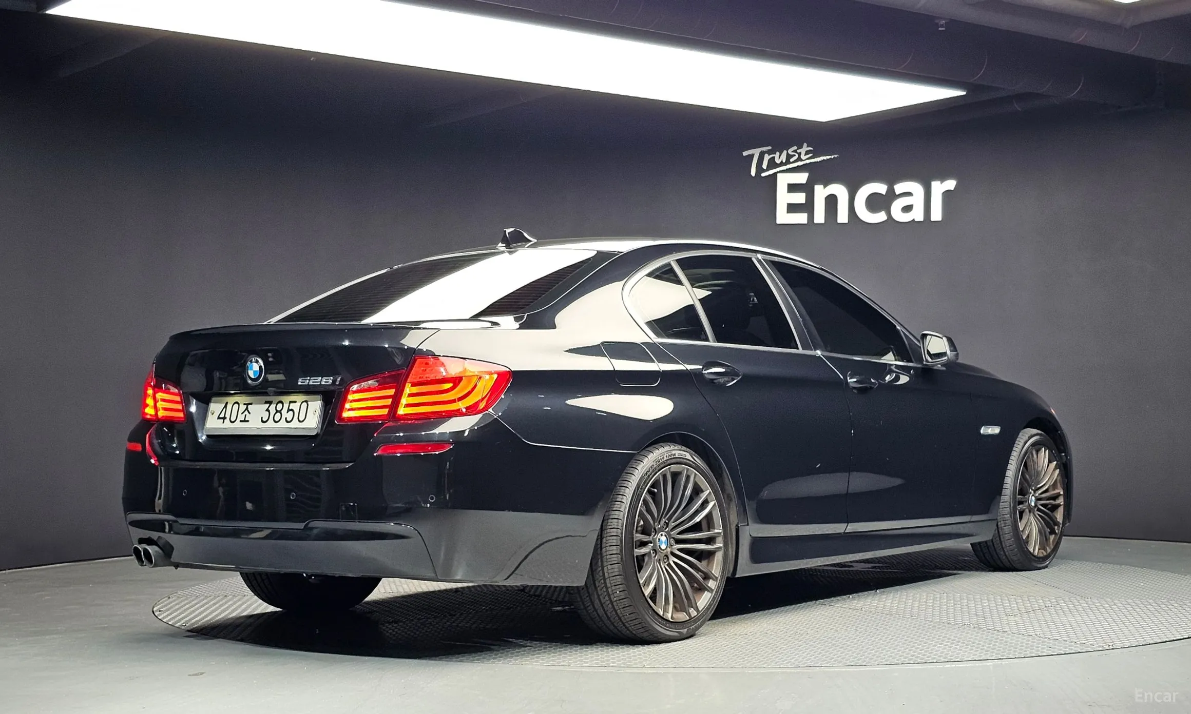 BMW 5 Series (F10)