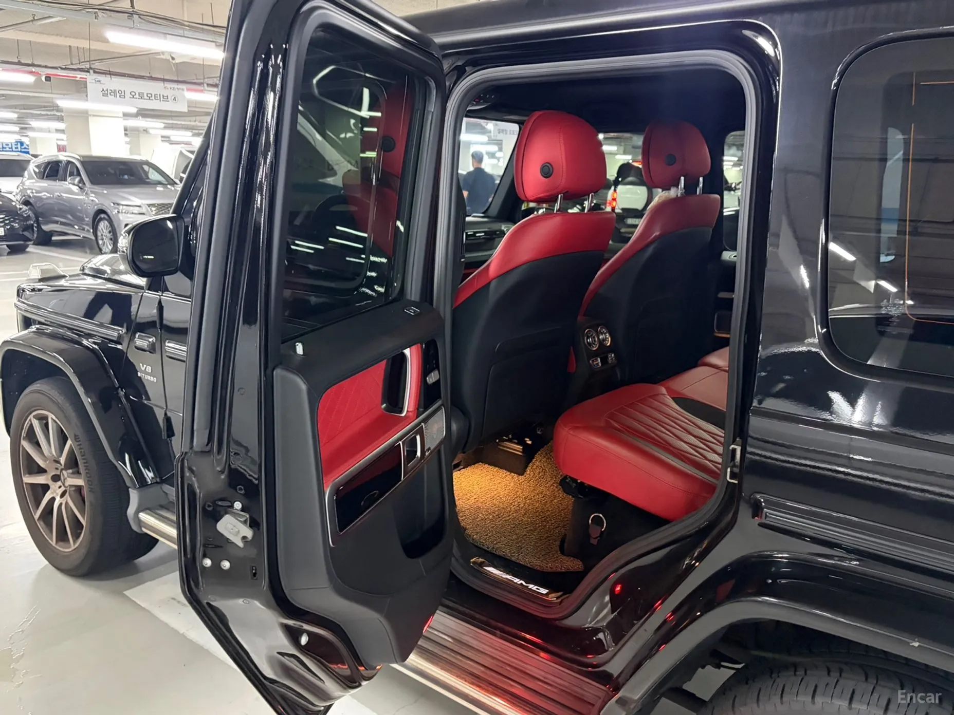 Mercedes Benz G-Class W463b