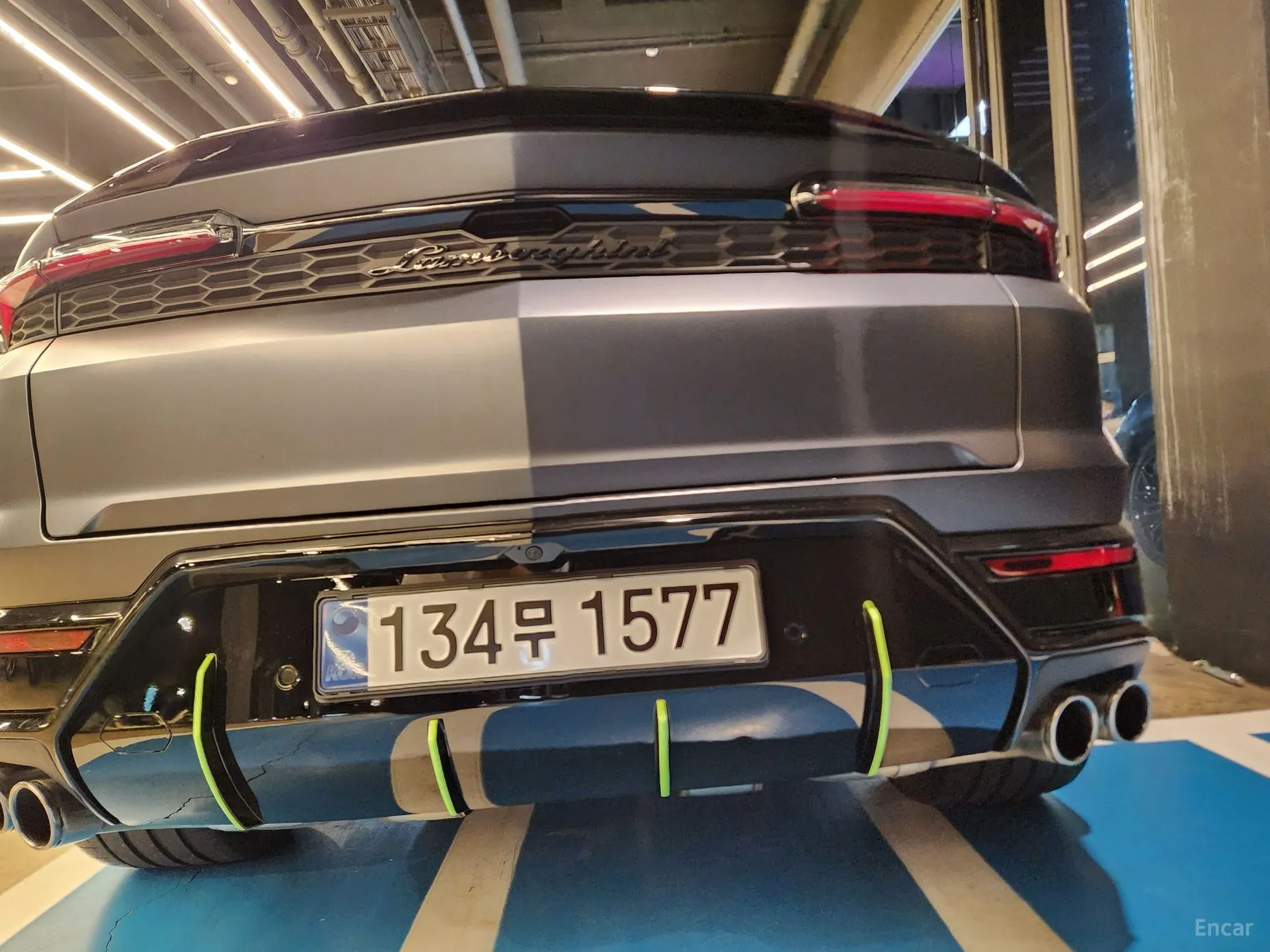 Lamborghini Urus превью 4