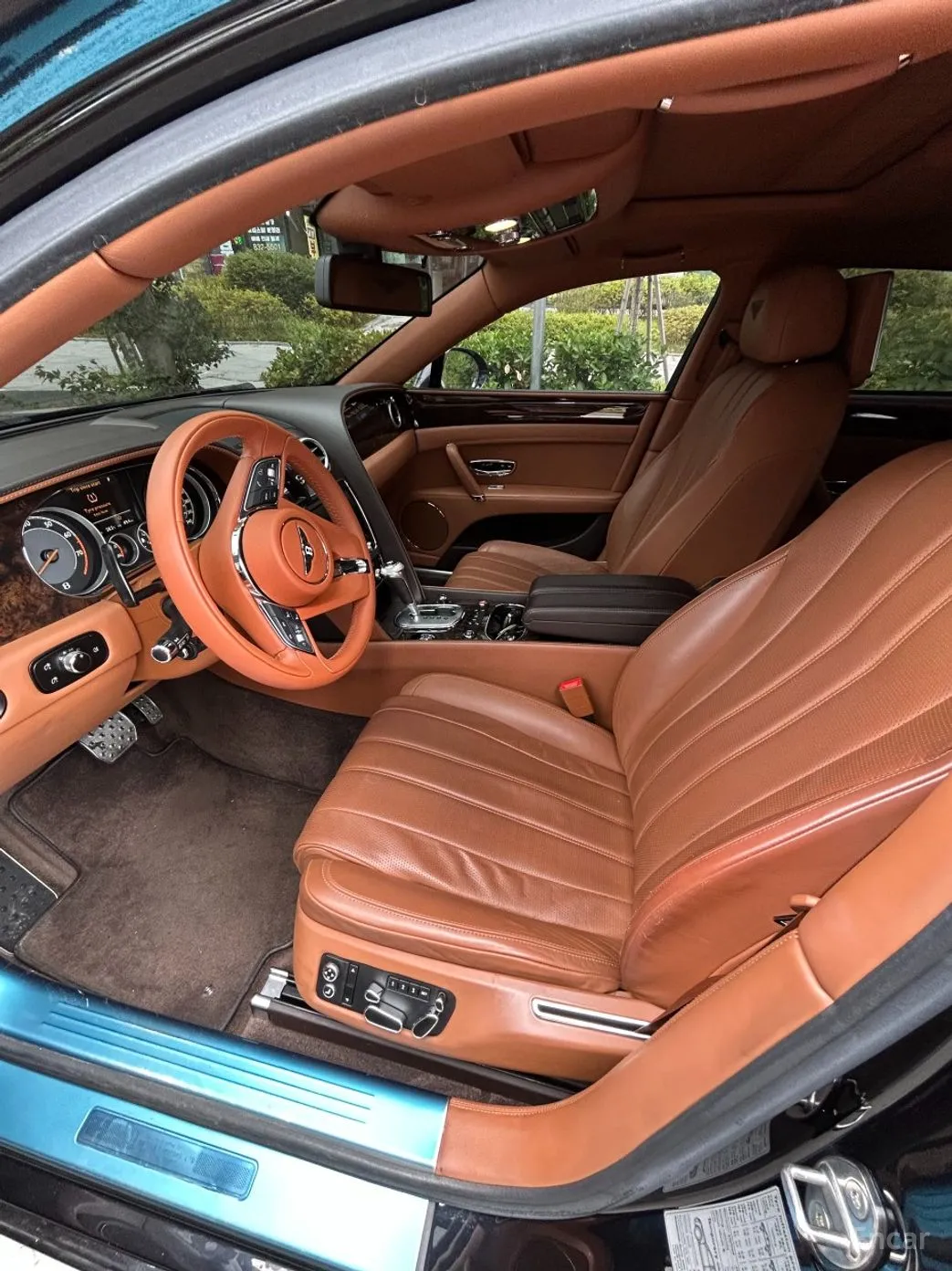 Bentley Flying Spur 2nd Generation превью 10
