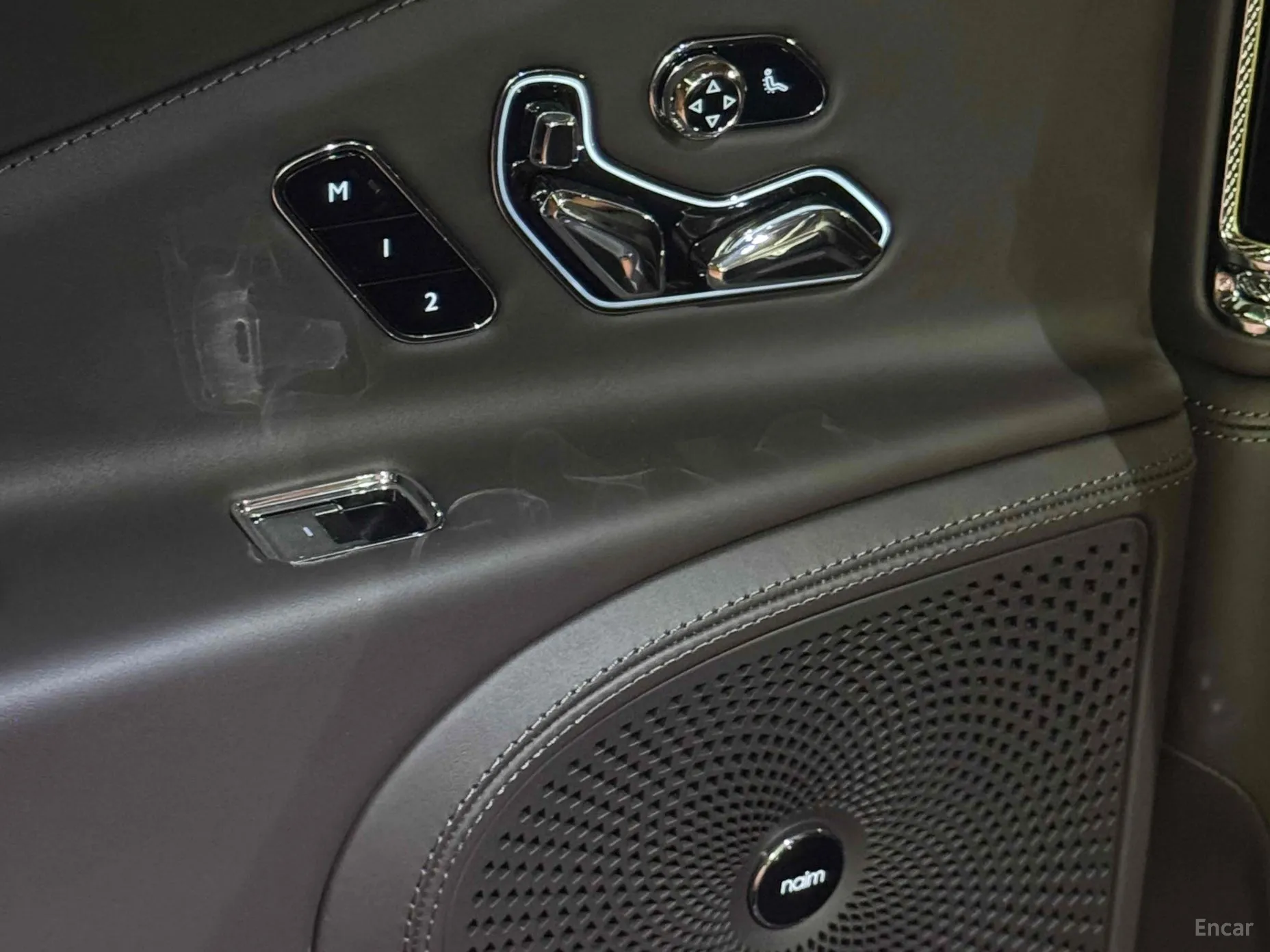 Bentley Flying Spur 4th Generation превью 17