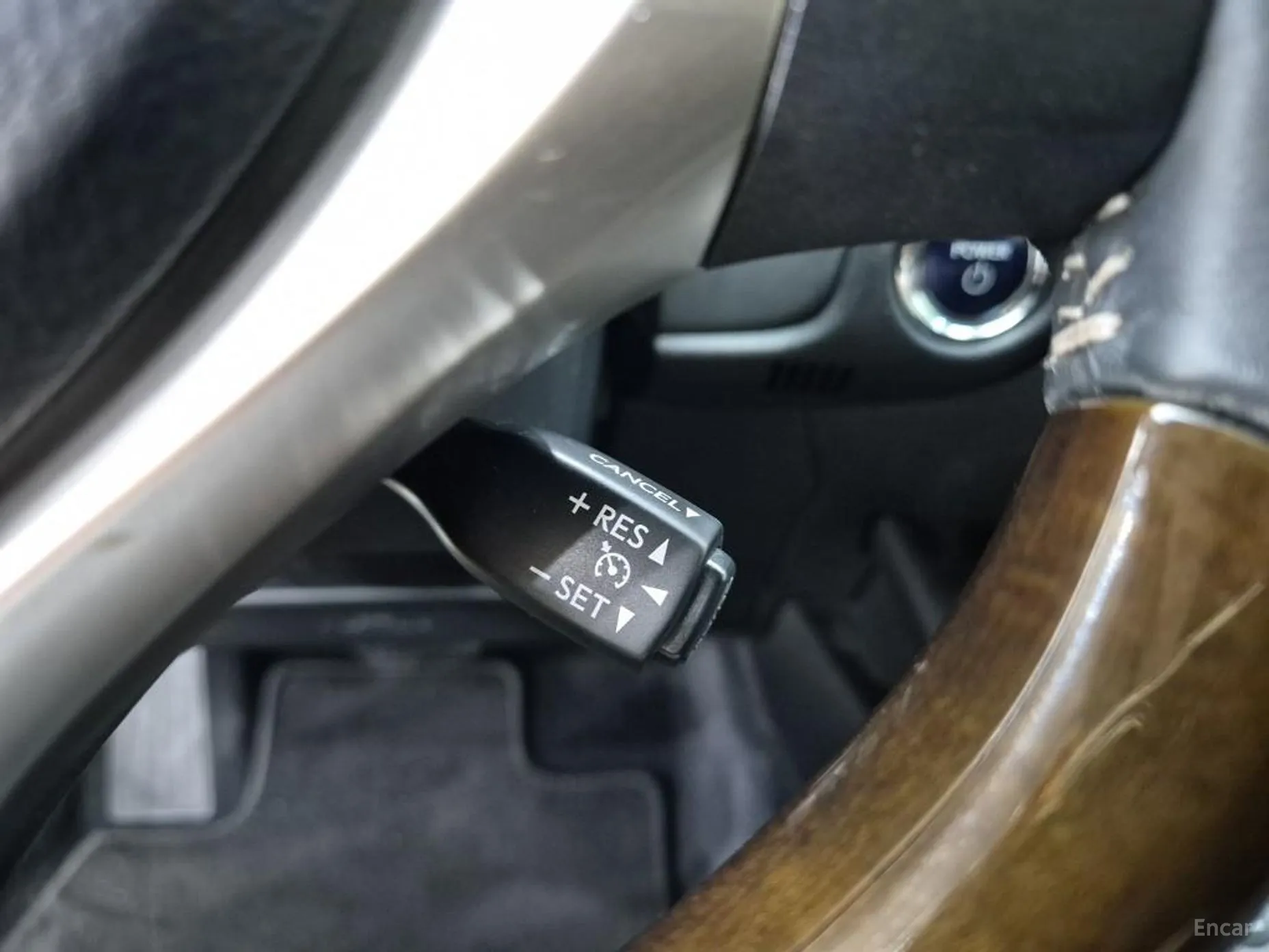 Lexus New ES300h превью 16