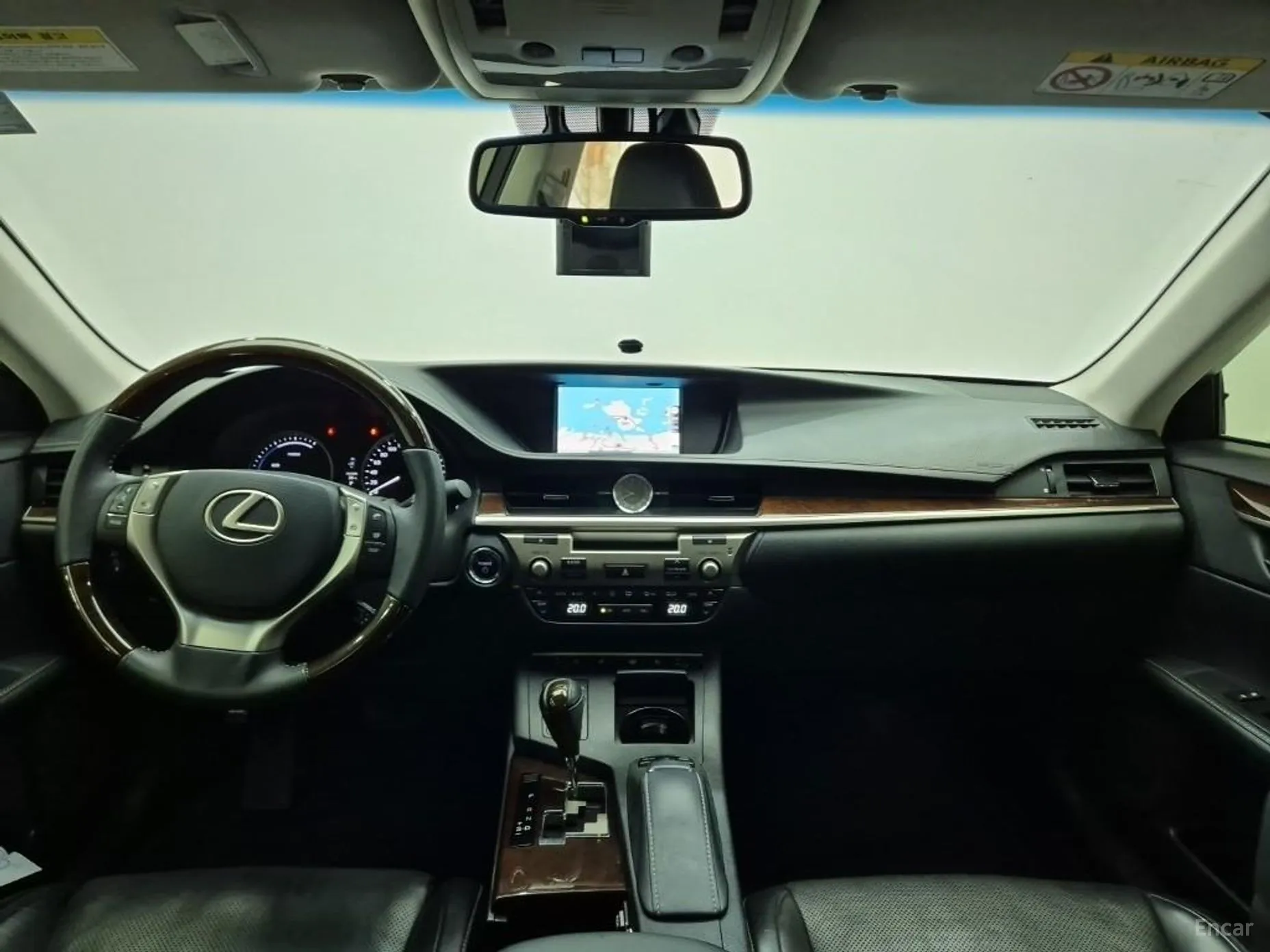 Lexus New ES300h превью 7