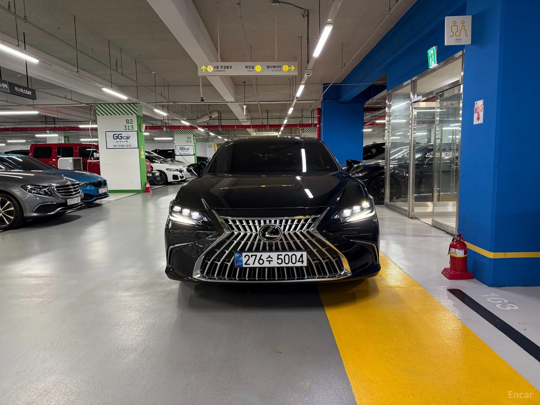 Lexus ES300h 7th Generation превью 3