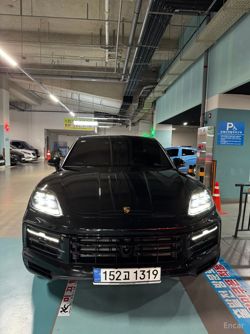Porsche Cayenne (PO536) превью 3