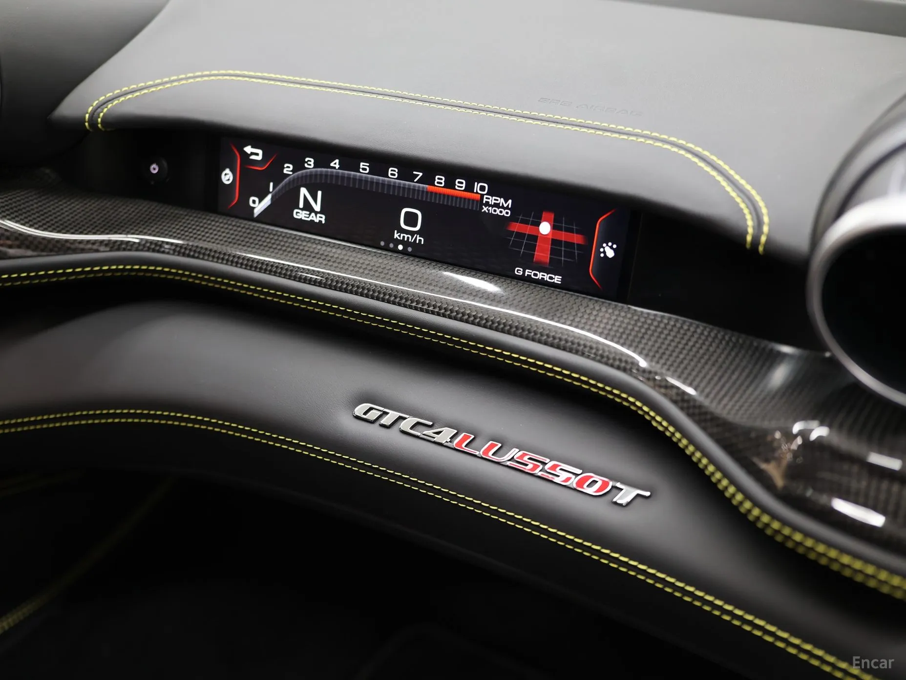Ferrari GTC4 Rousseau превью 17