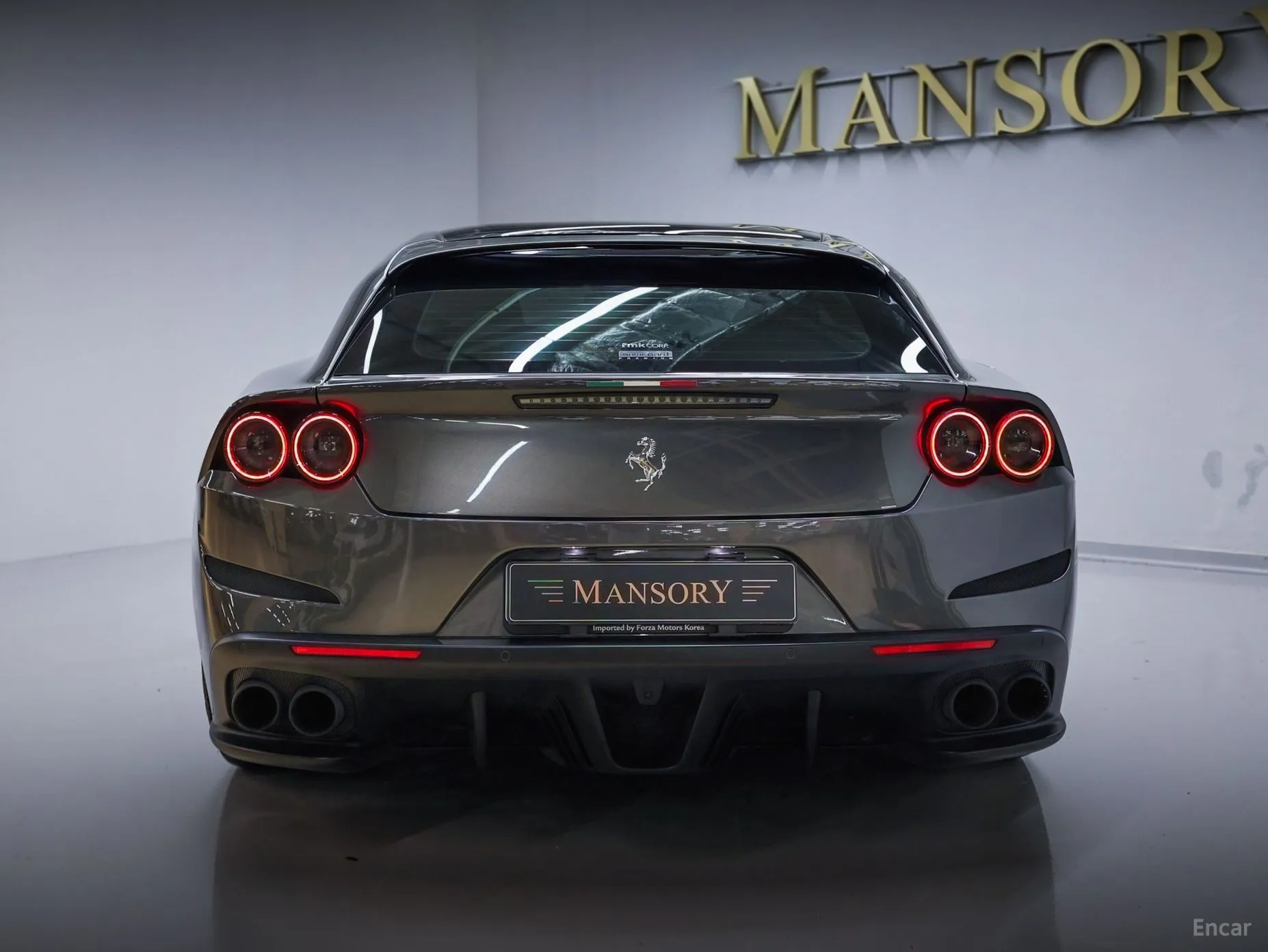 Ferrari GTC4 Rousseau превью 6