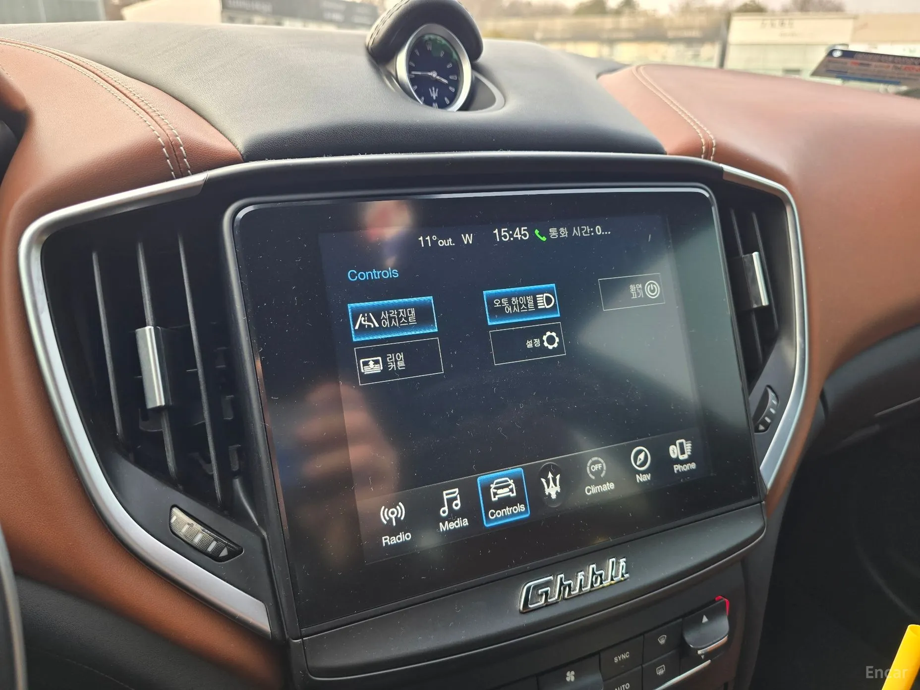 Maserati Ghibli превью 12