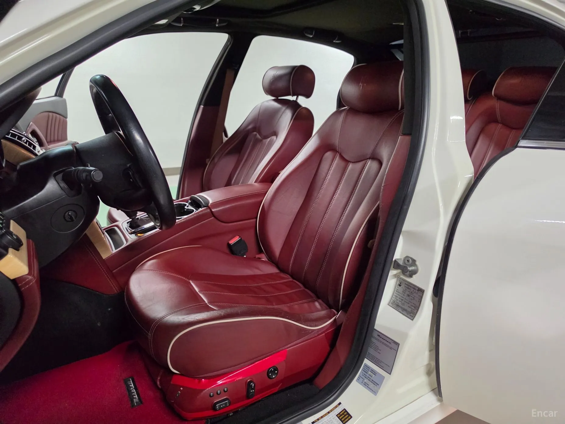 Maserati Quattroporte превью 17