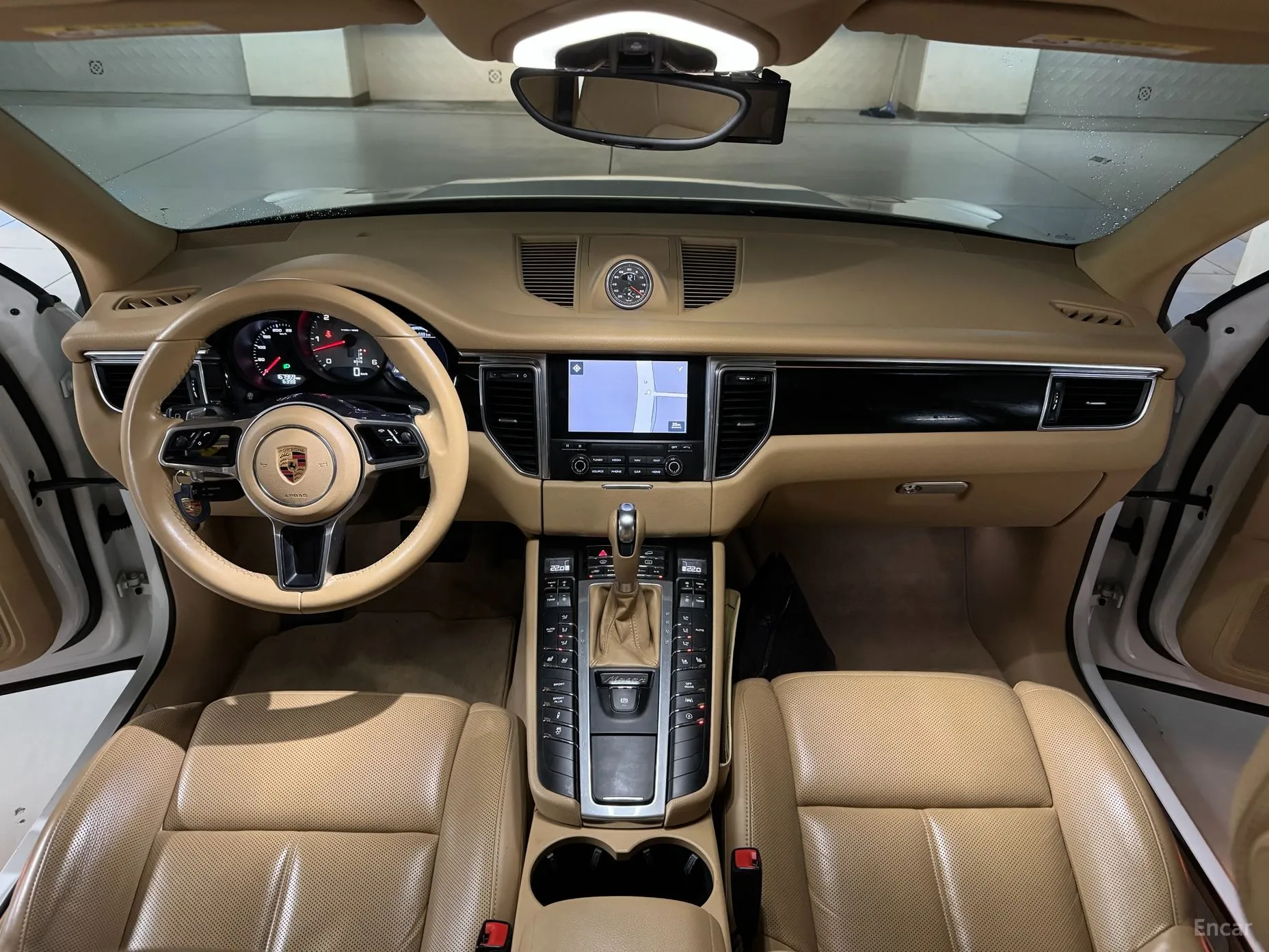 Porsche Macan превью 8