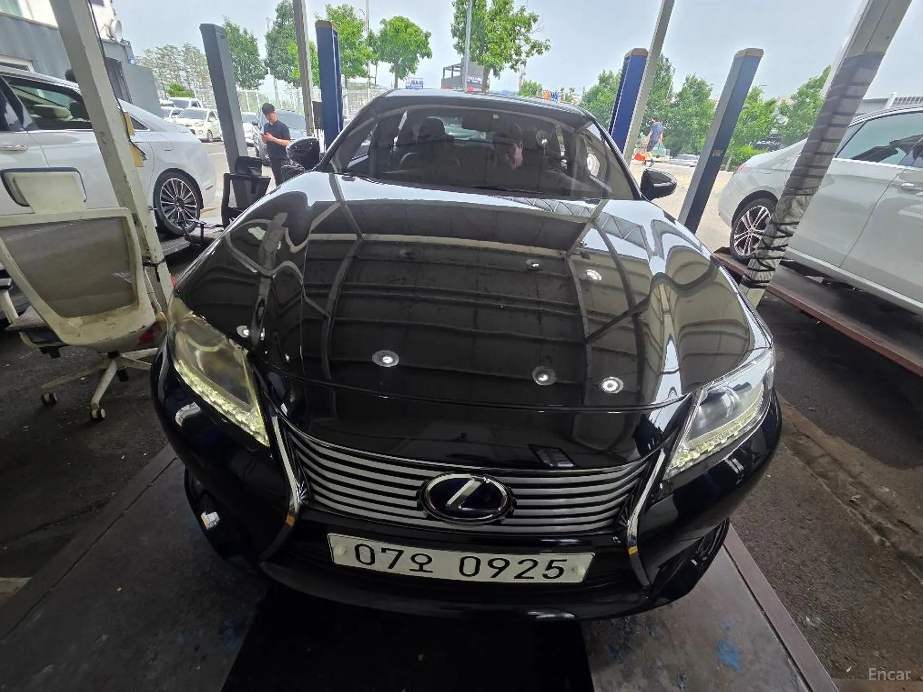 Lexus New ES300h