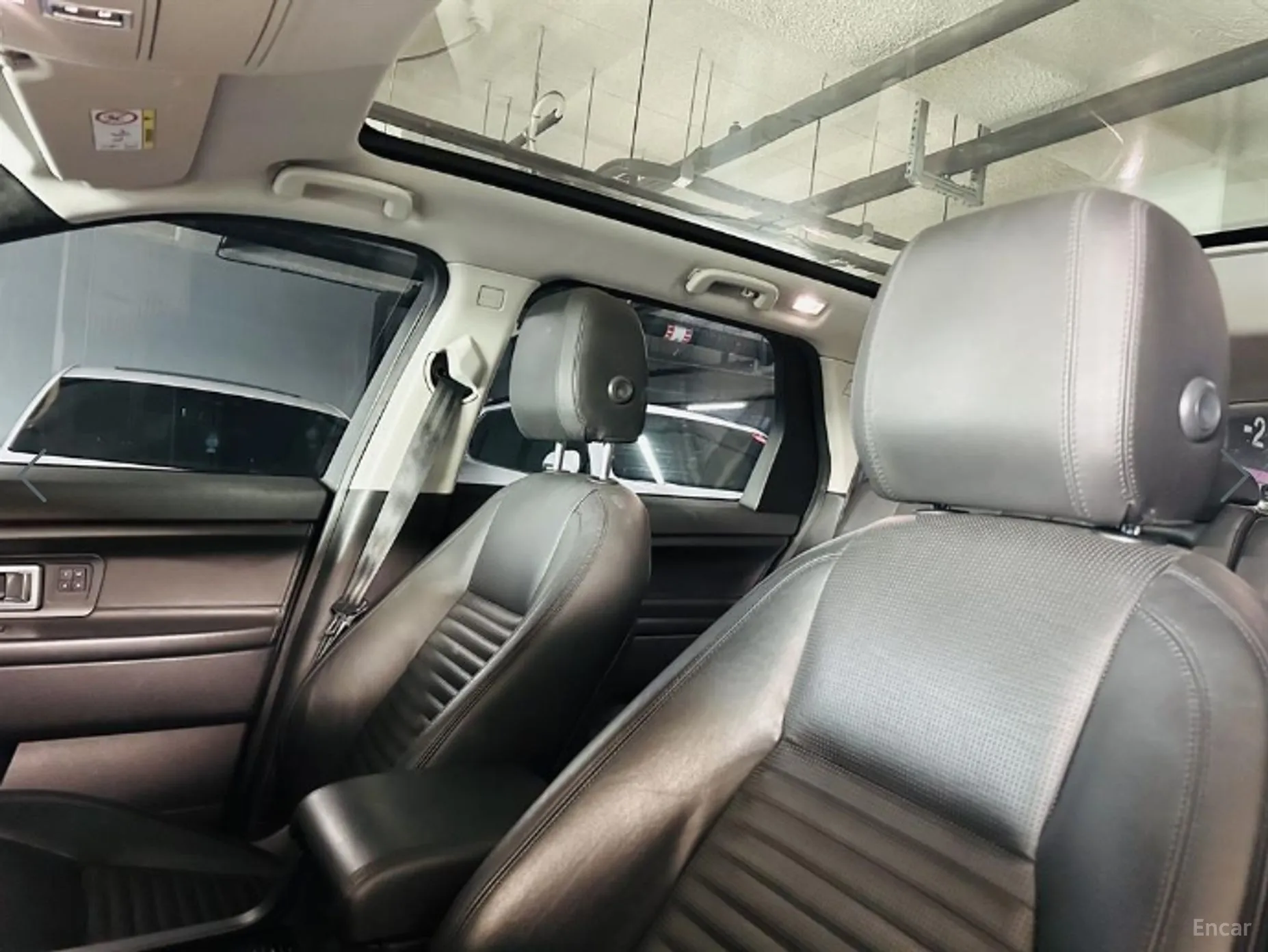 Land Rover Discovery Sports превью 19